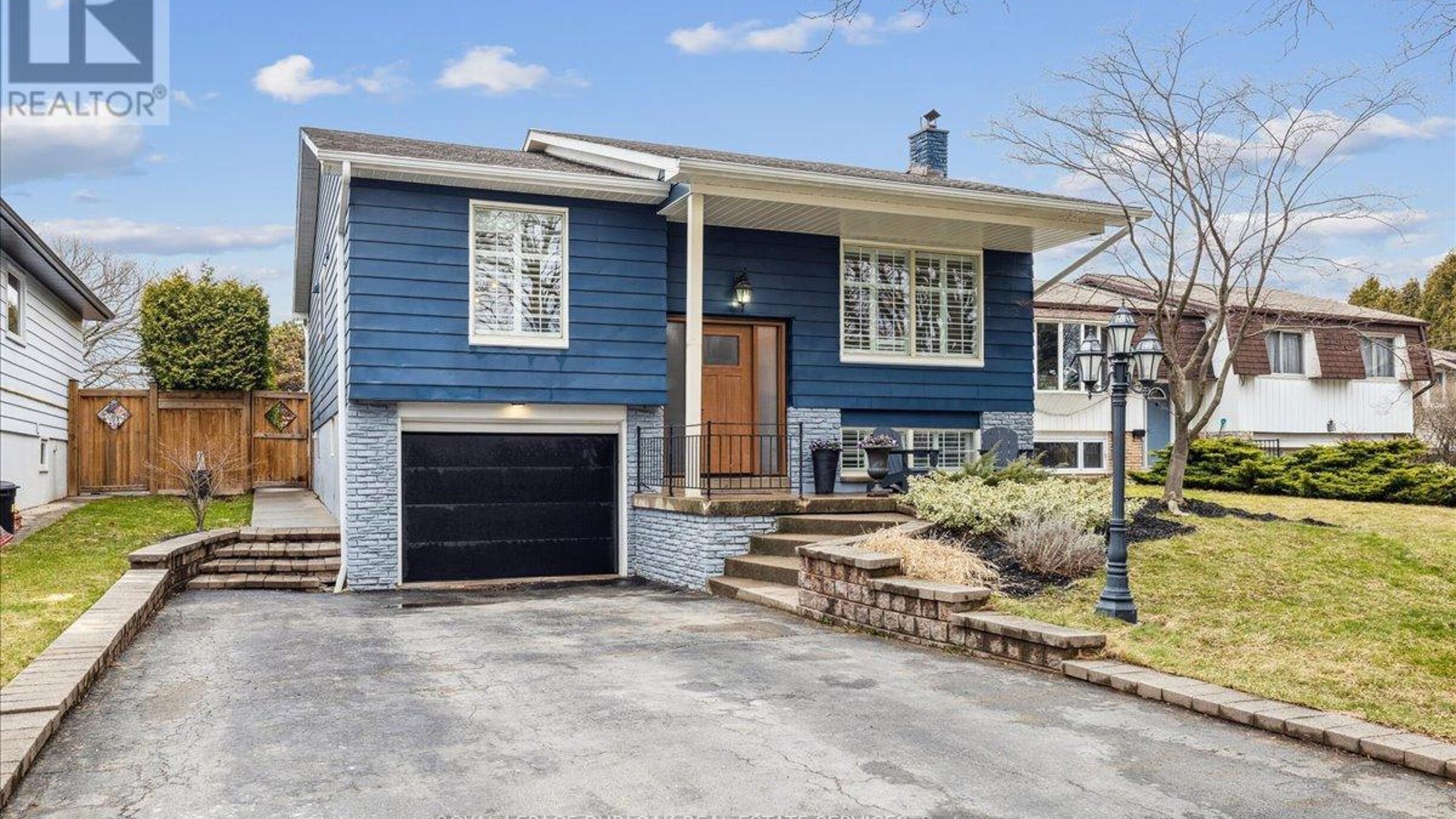 692 CATALINA CRESCENT Image
