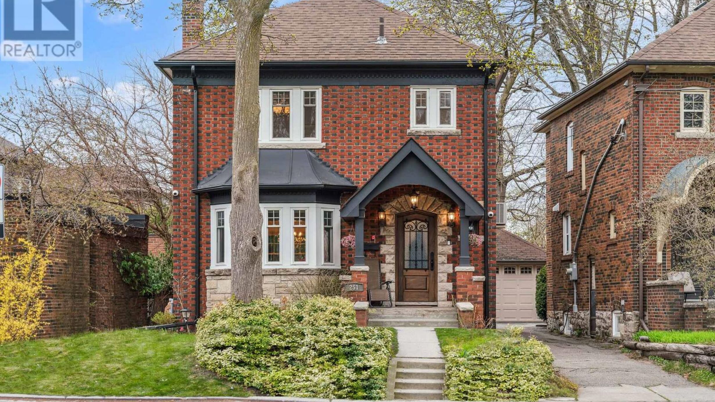 251 WANLESS AVENUE Image