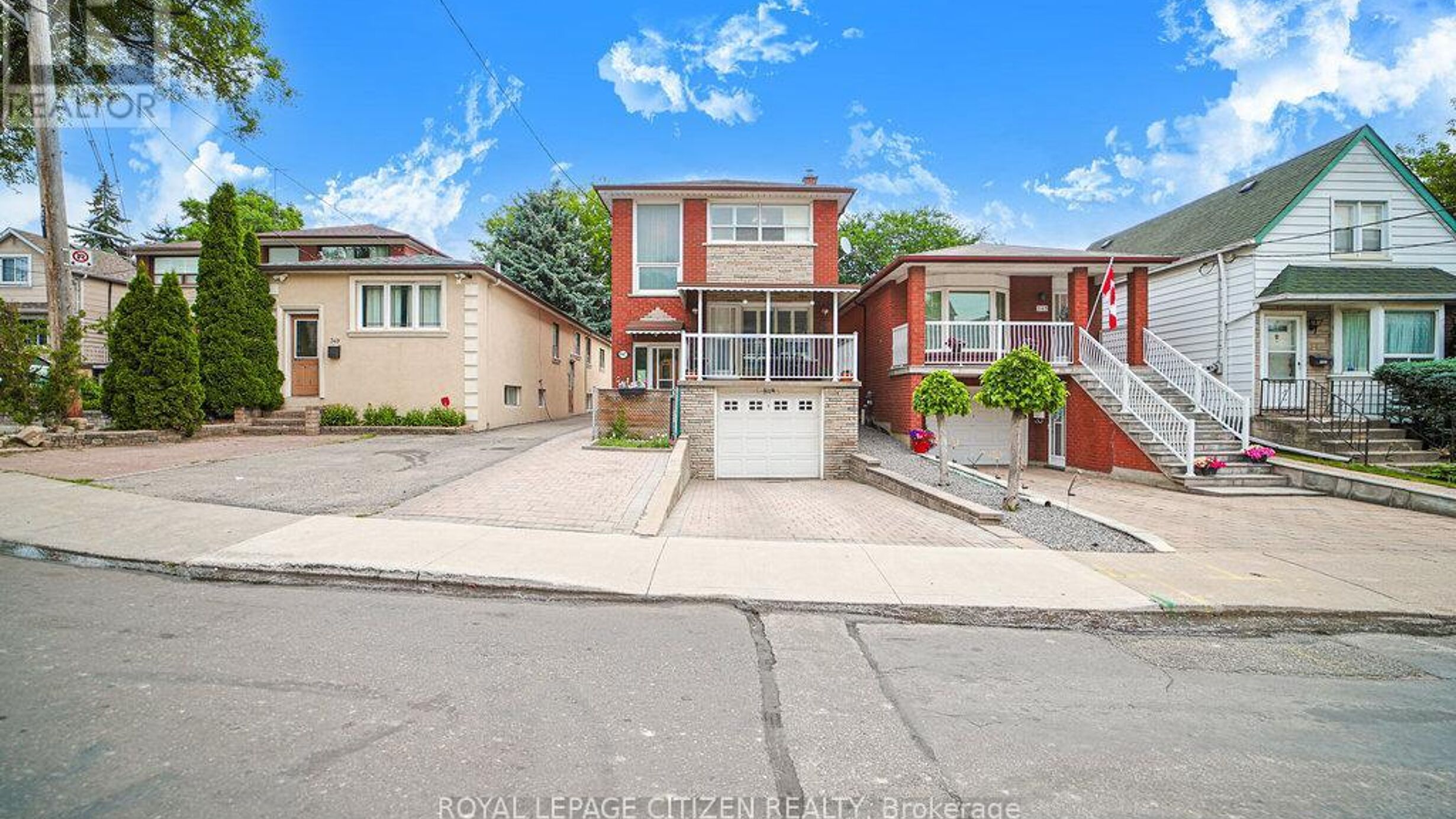 347 HARVIE AVENUE Image