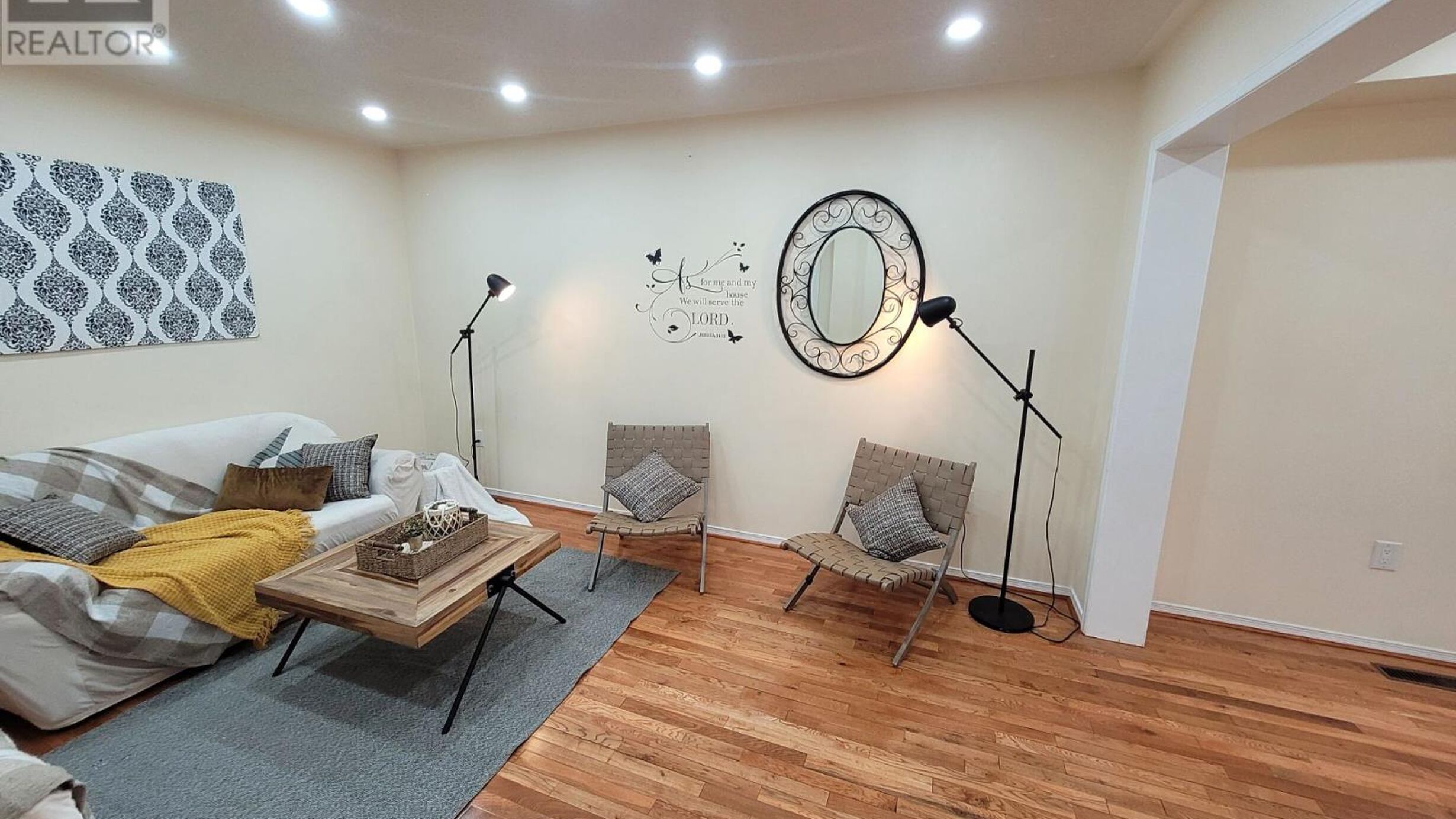 40 KENTUCKY DRIVE Image