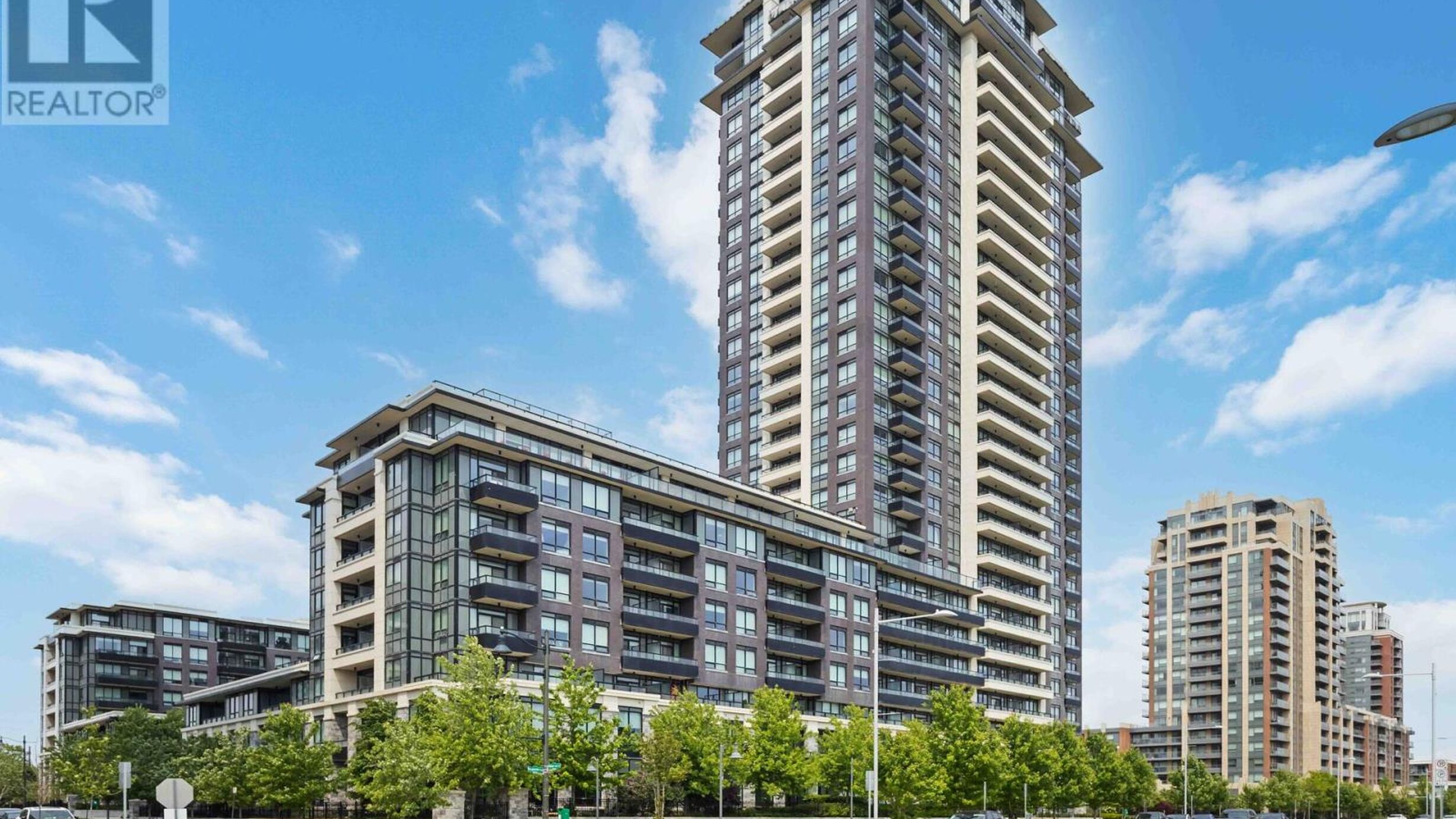 PH06 - 15 WATER WALK DRIVE Image