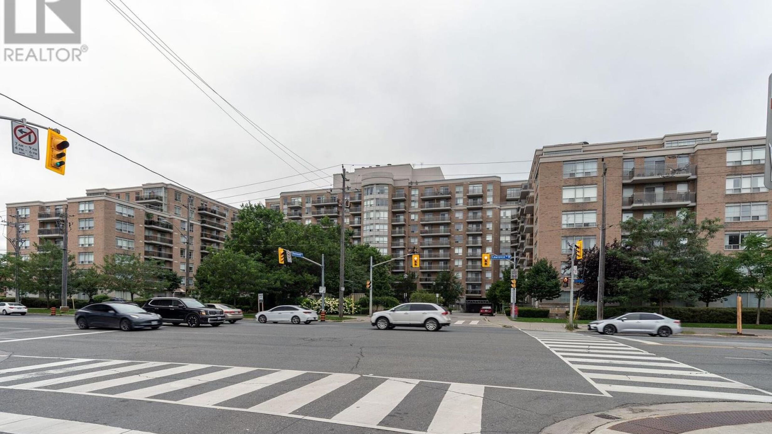 816 - 650 LAWRENCE AVENUE W Image