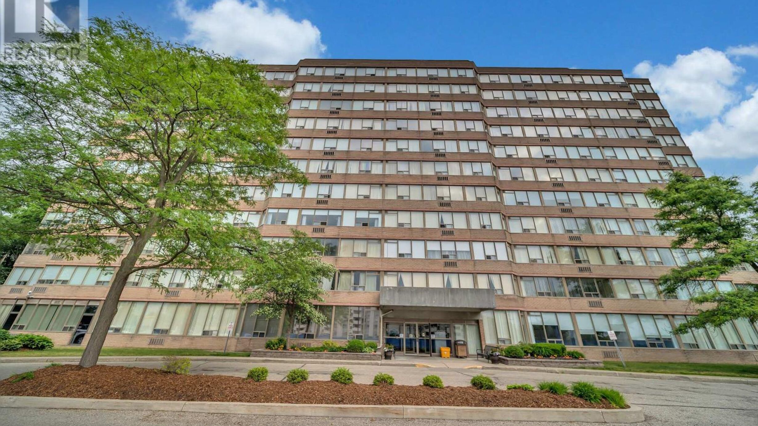 1003 - 3227 KING STREET E Image