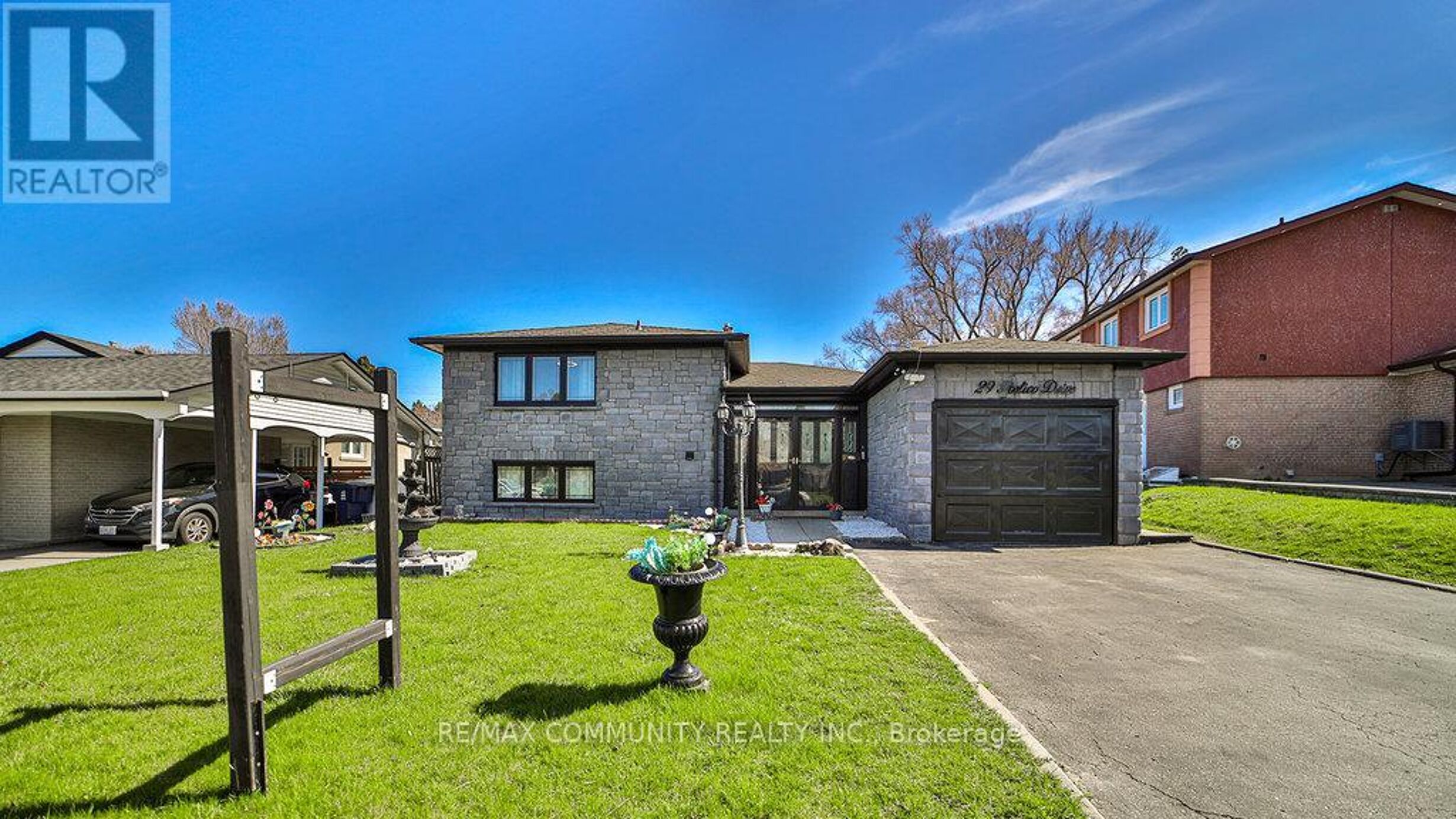 29 PORTICO DRIVE Image