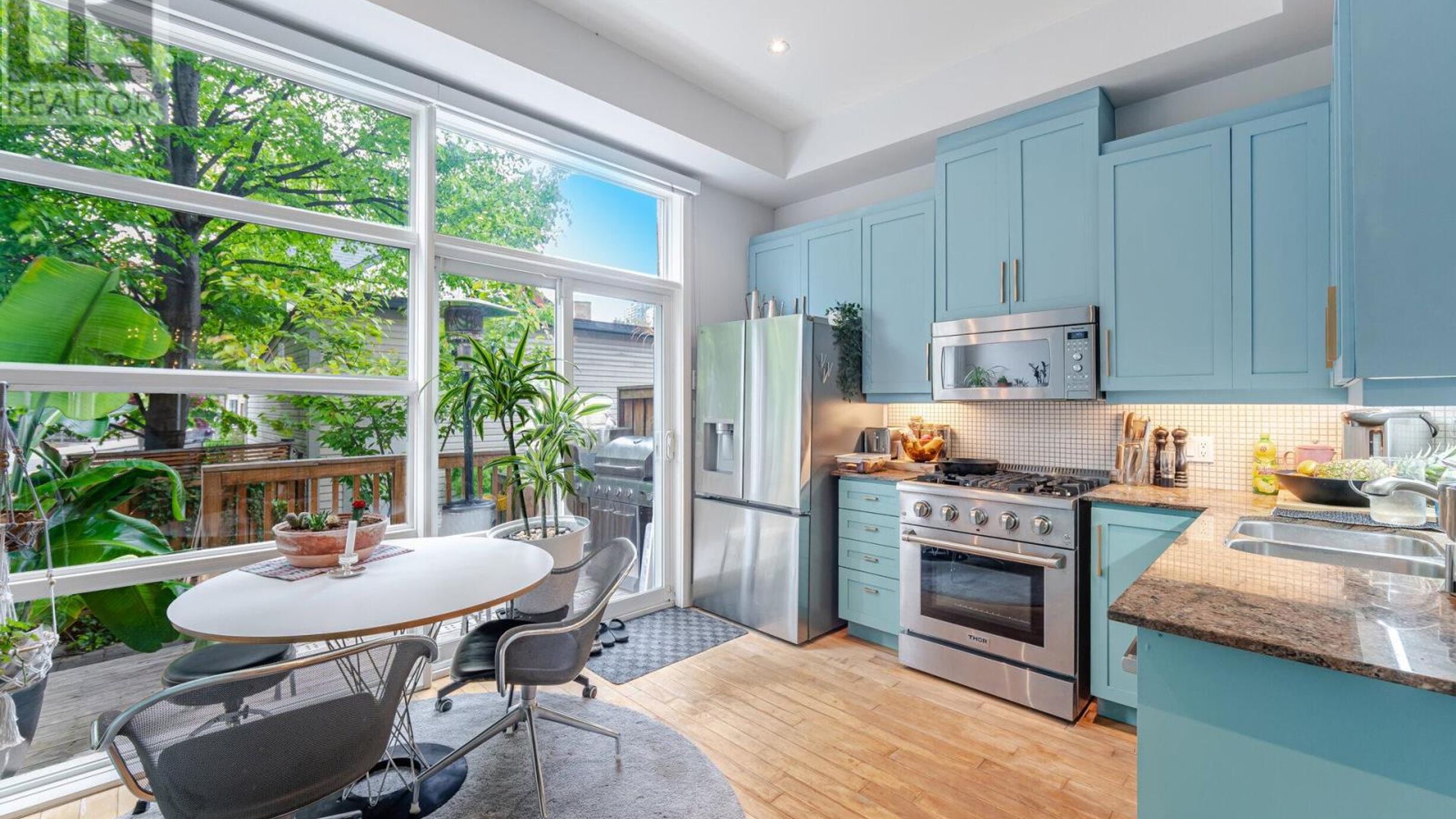 476 KING STREET E Image
