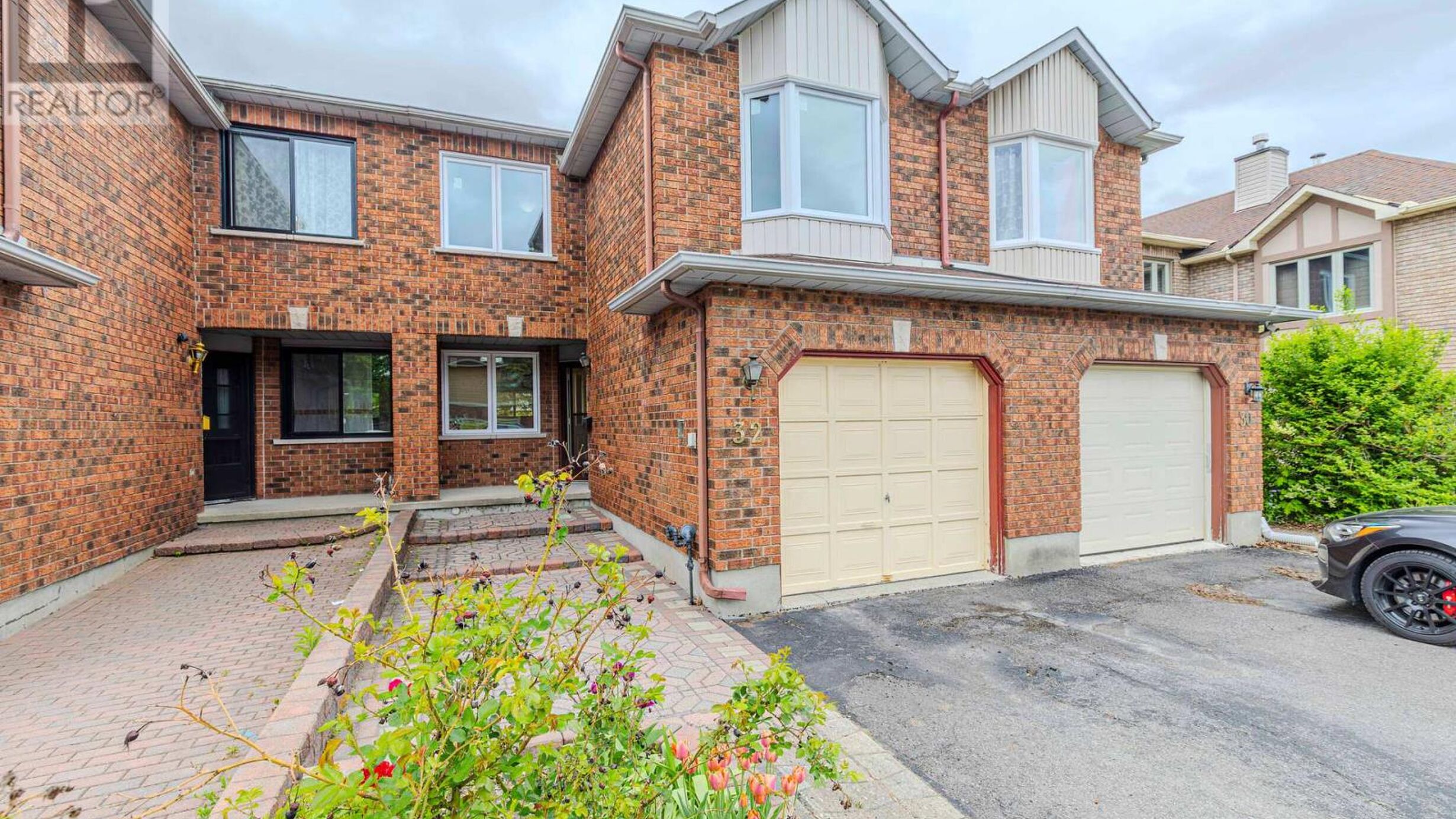 32 WINNEGREEN COURT W Image