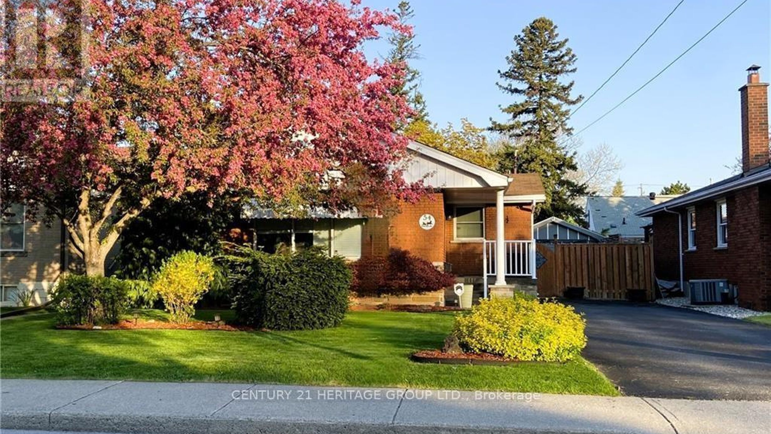 54 SHERWOOD RISE Image