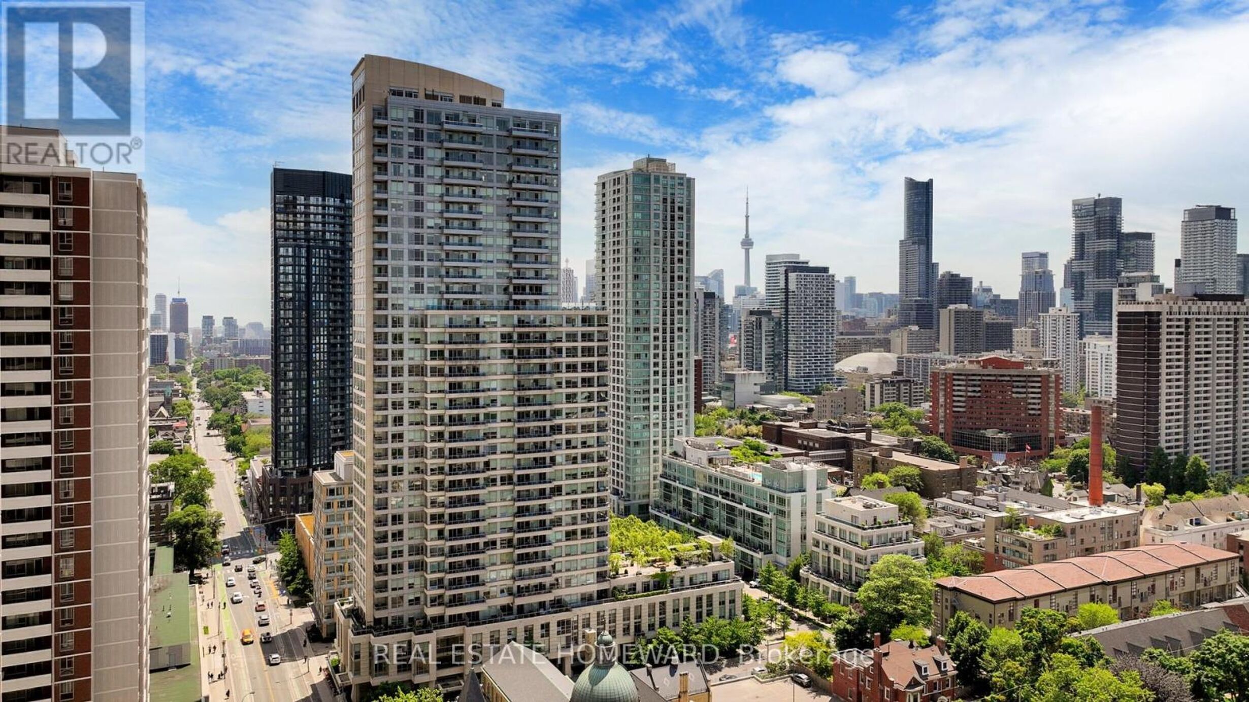 2010 - 500 SHERBOURNE STREET Image