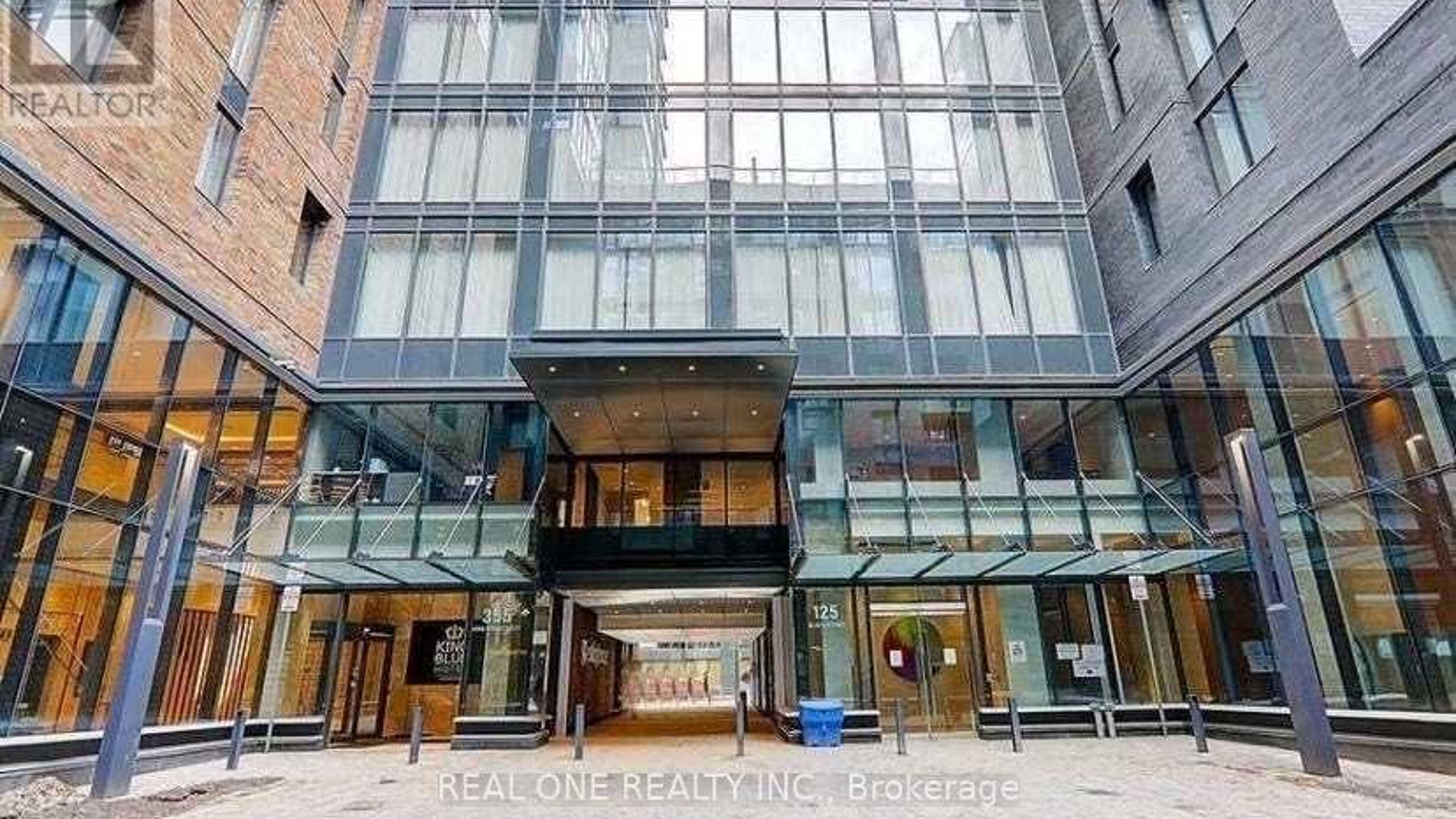 1702 - 125 BLUE JAYS WAY Image
