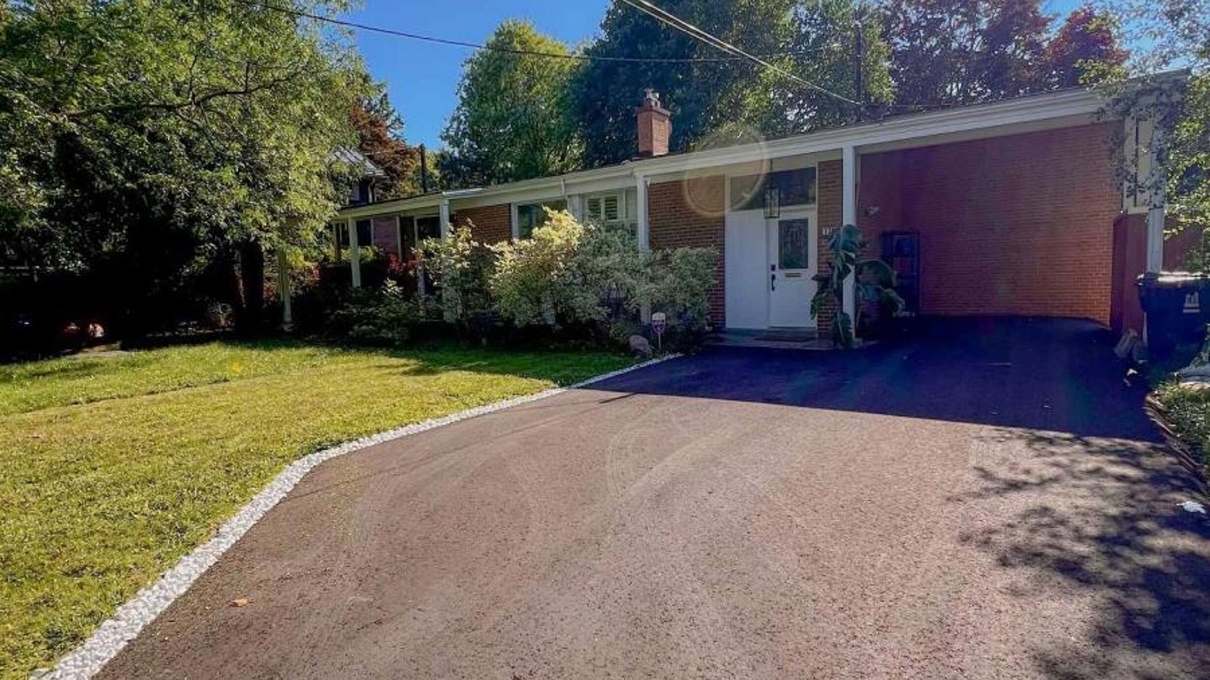 178 THREE VALLEYS DRIVE Image