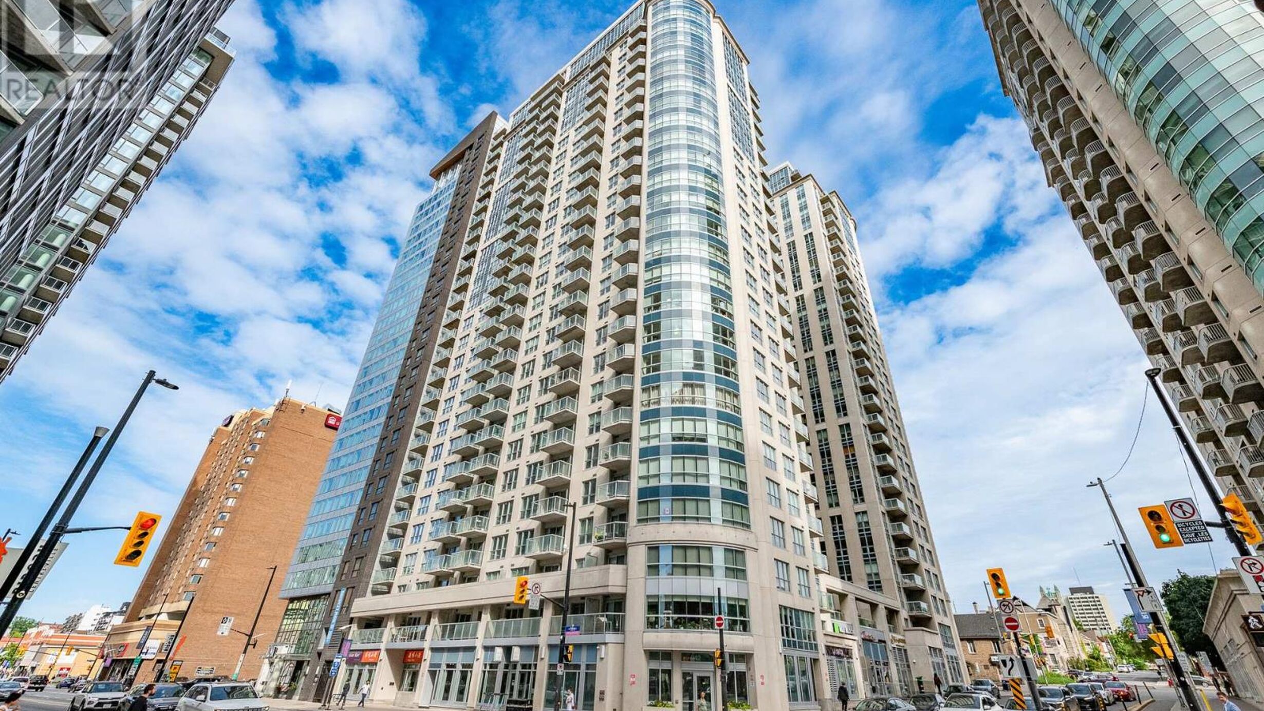PH1-2702 - 242 RIDEAU STREET Image