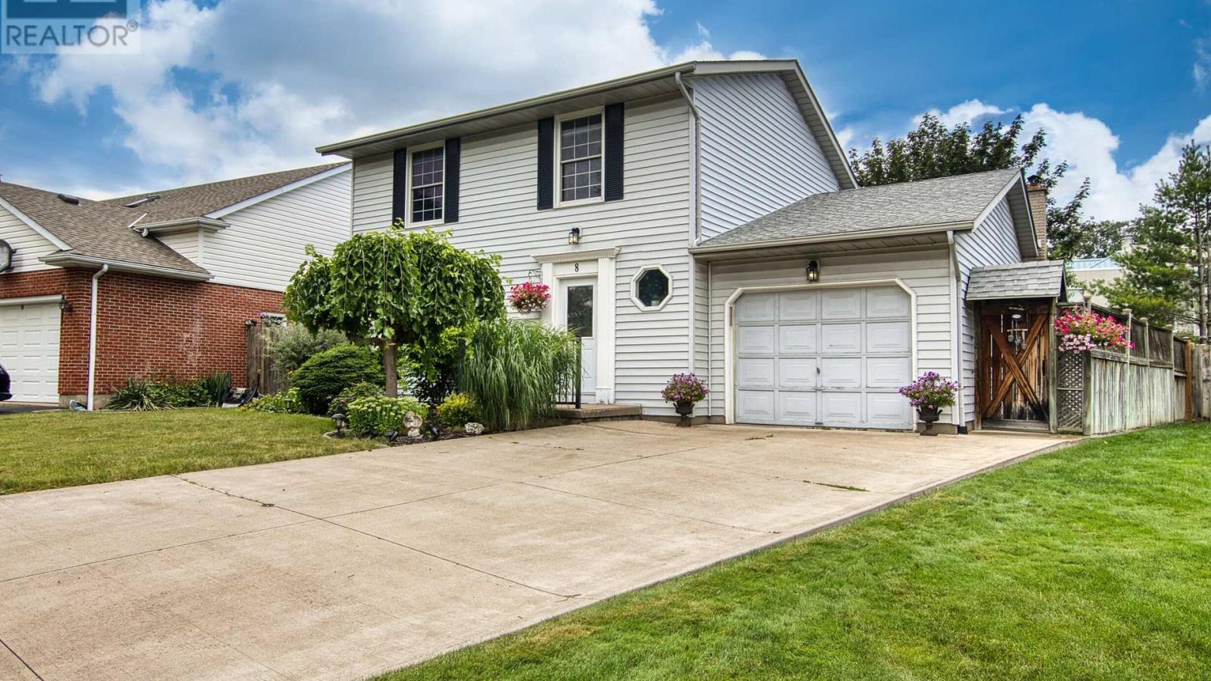 8 BOLGER DRIVE Image