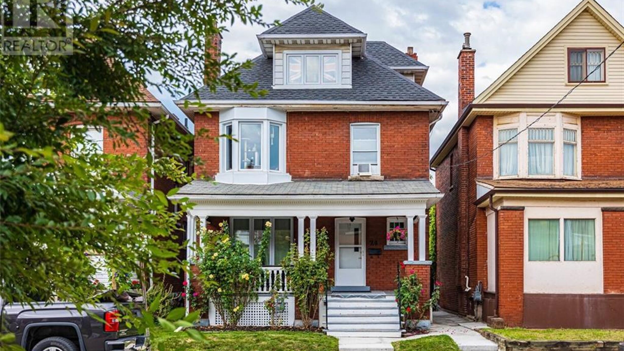 24 CARRICK Avenue Image