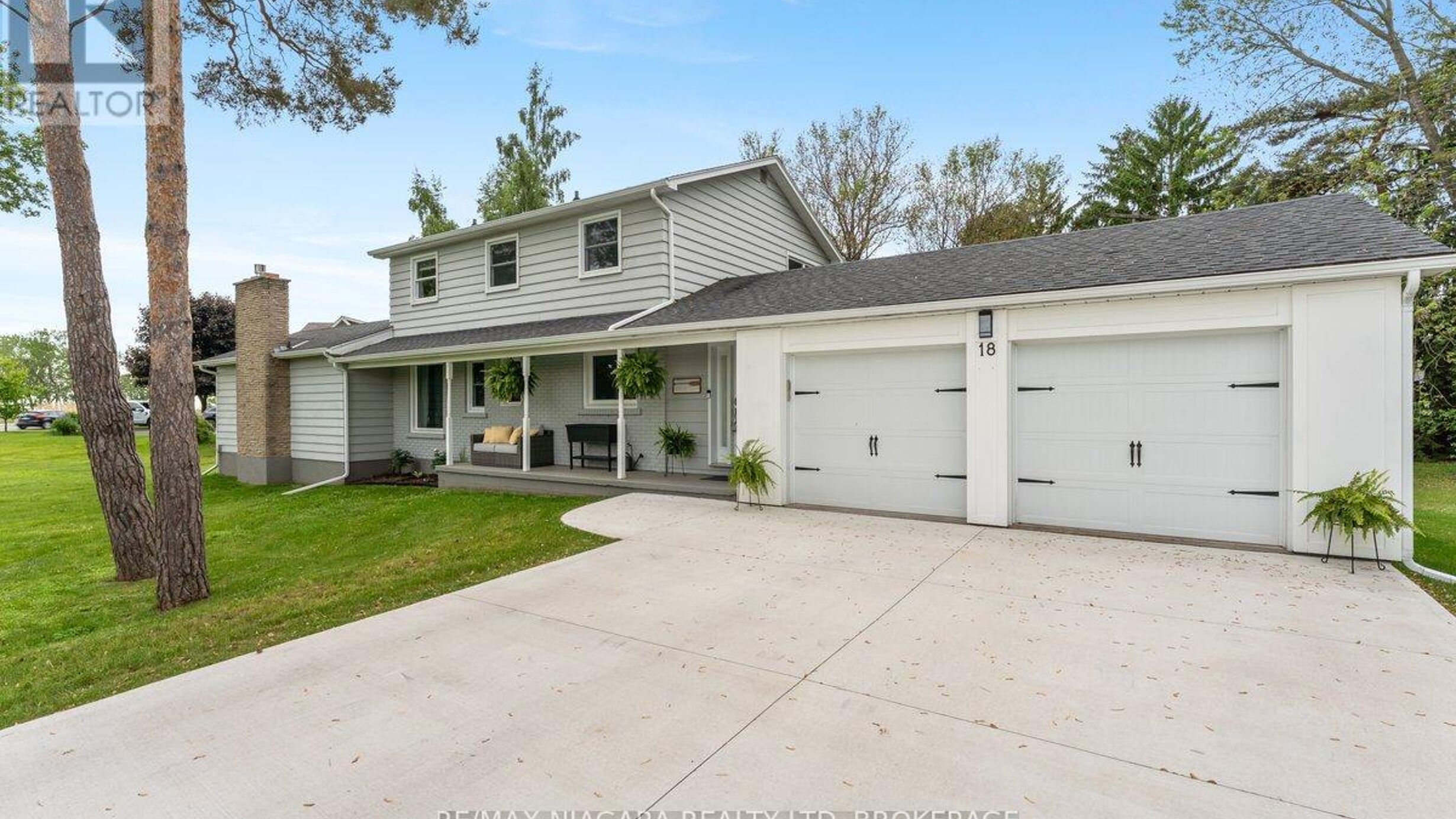 18 ROSEMOUNT AVENUE Image