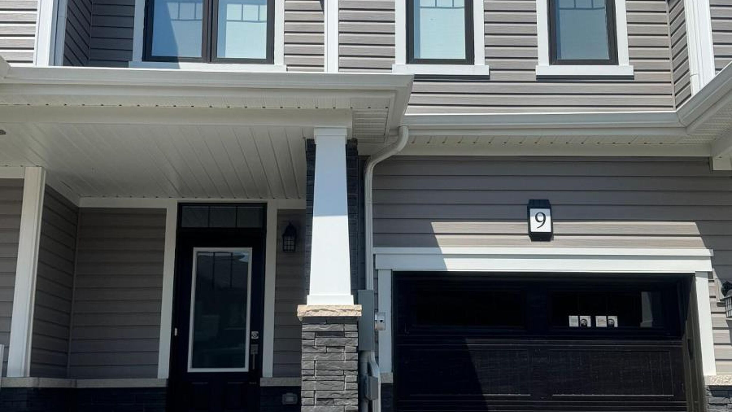 9 LEMON AVENUE Image