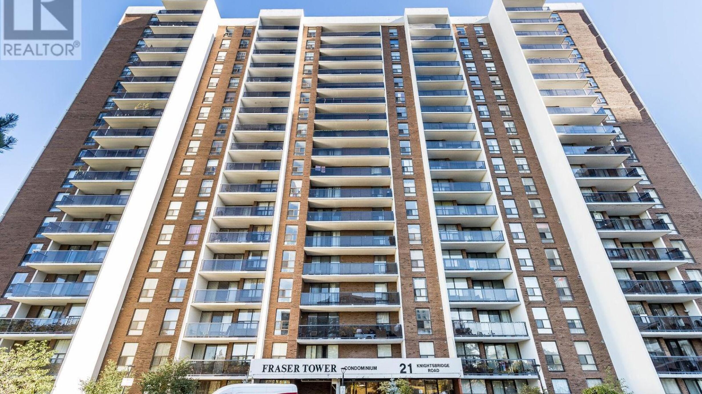 602 - 21 KNIGHTSBRIDGE ROAD Image