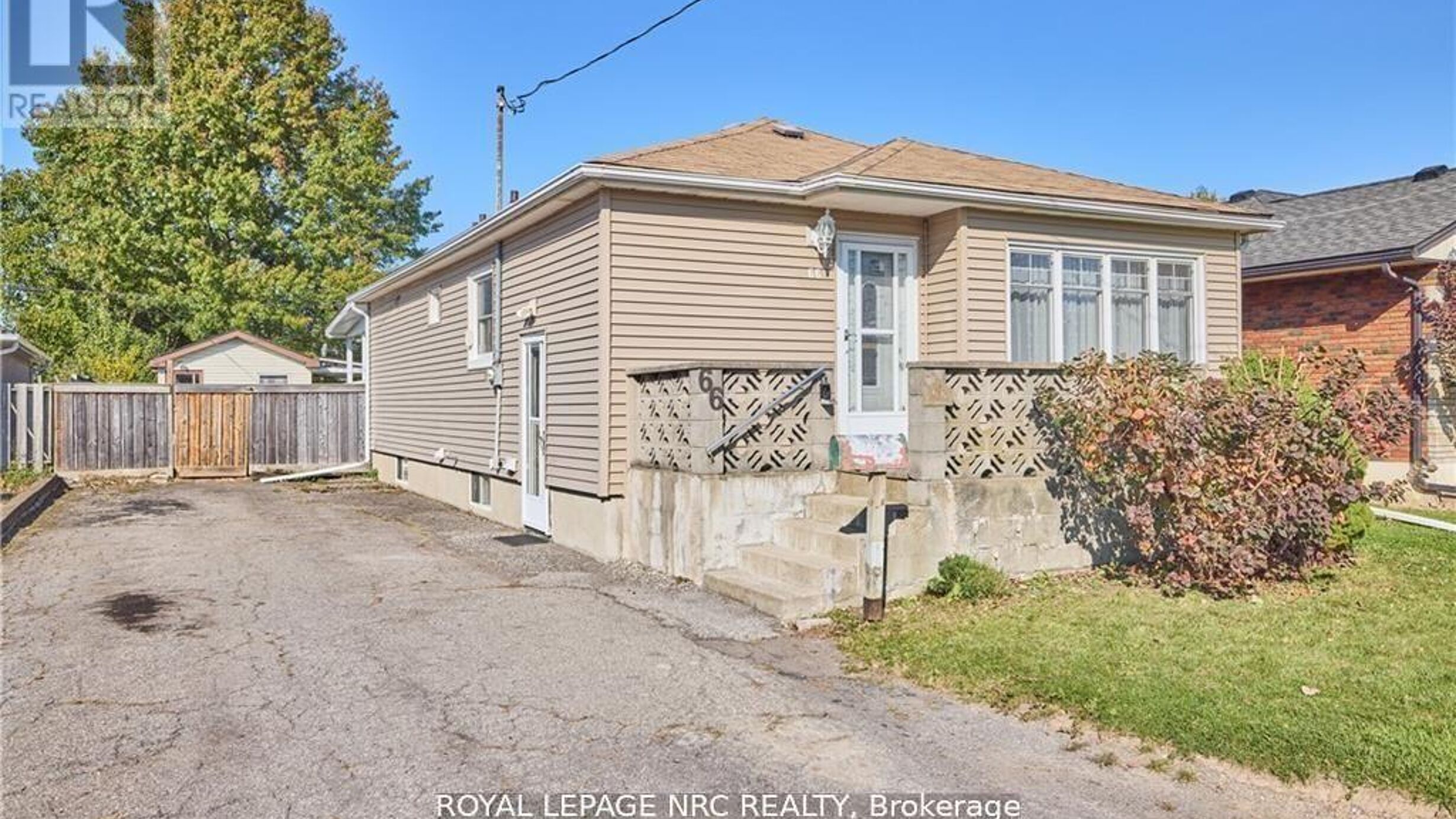 66 ROSE AVENUE Image