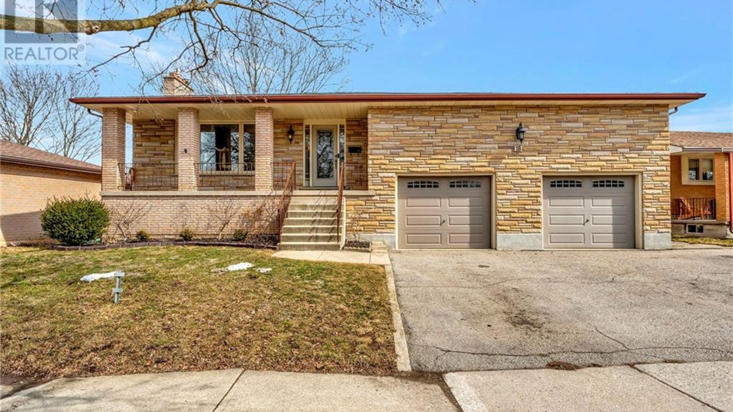 18 SPRUCEHILL Drive Image