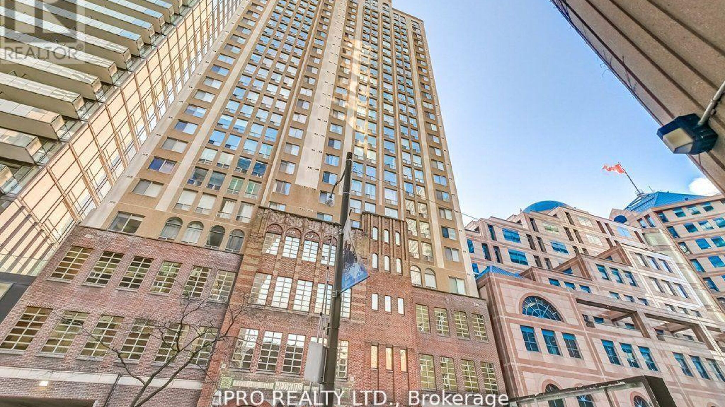 PH2 - 25 GRENVILLE STREET Image