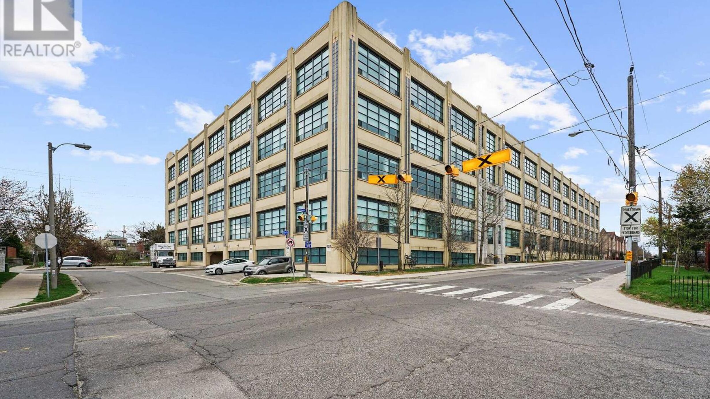 115 - 1001 ROSELAWN AVENUE Image