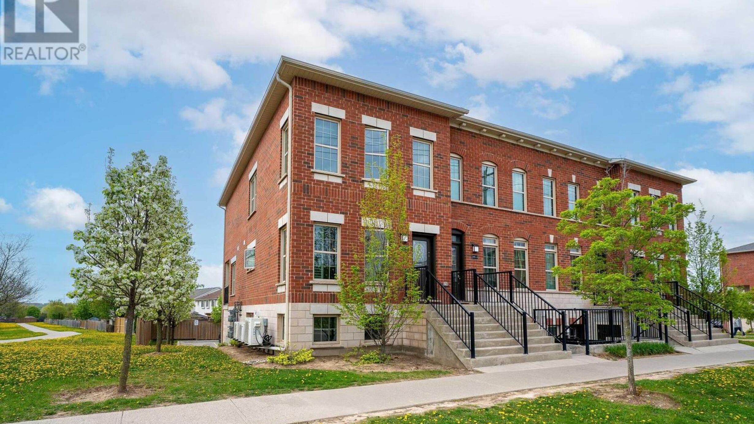 1 - 275 MAX BECKER DRIVE Image