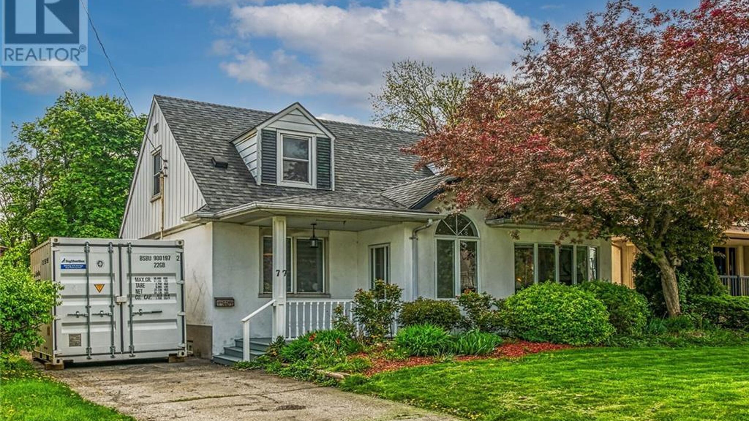 77 ARCADE Crescent Image