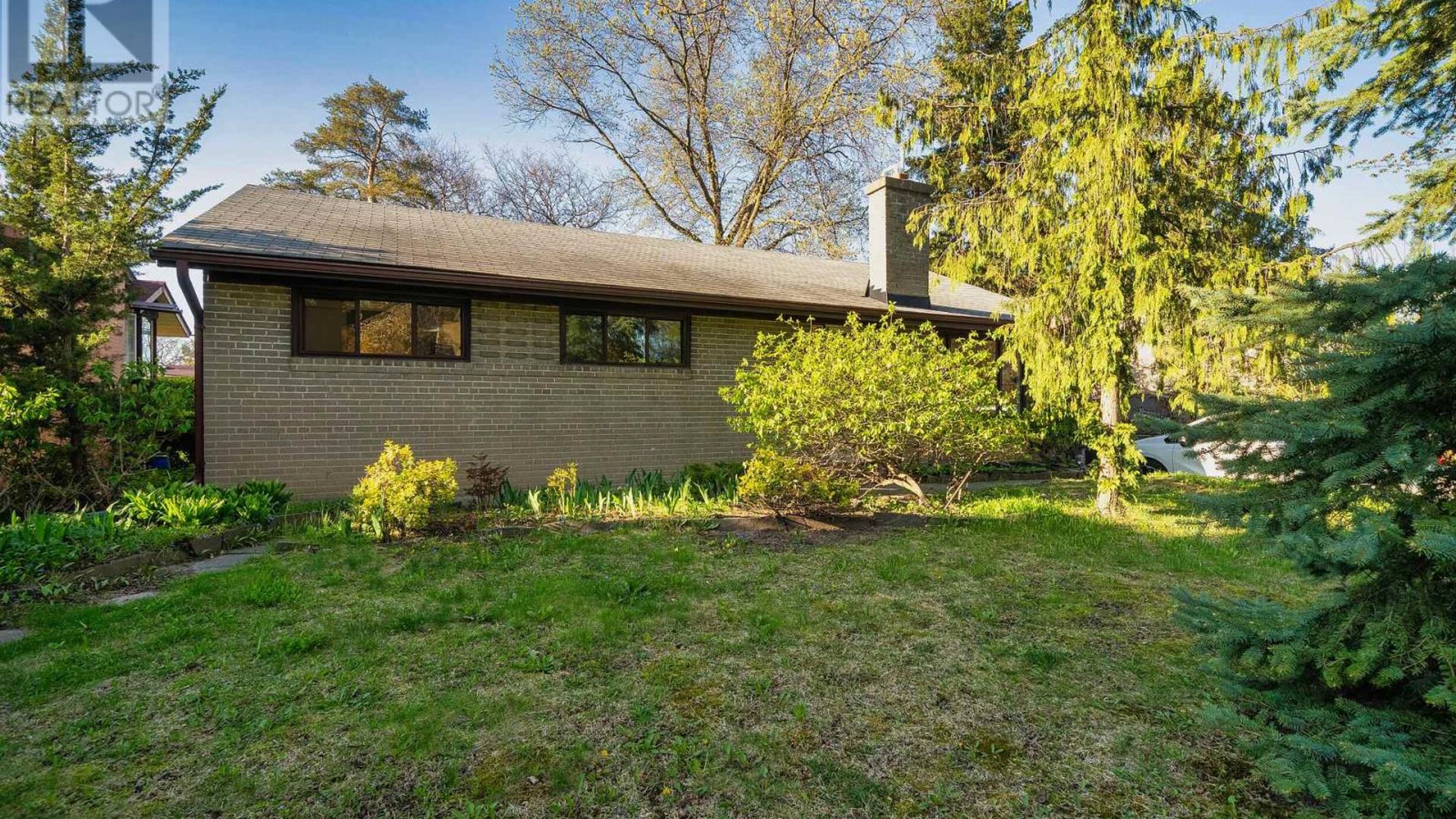 55 NORTH HILLS TERRACE Image