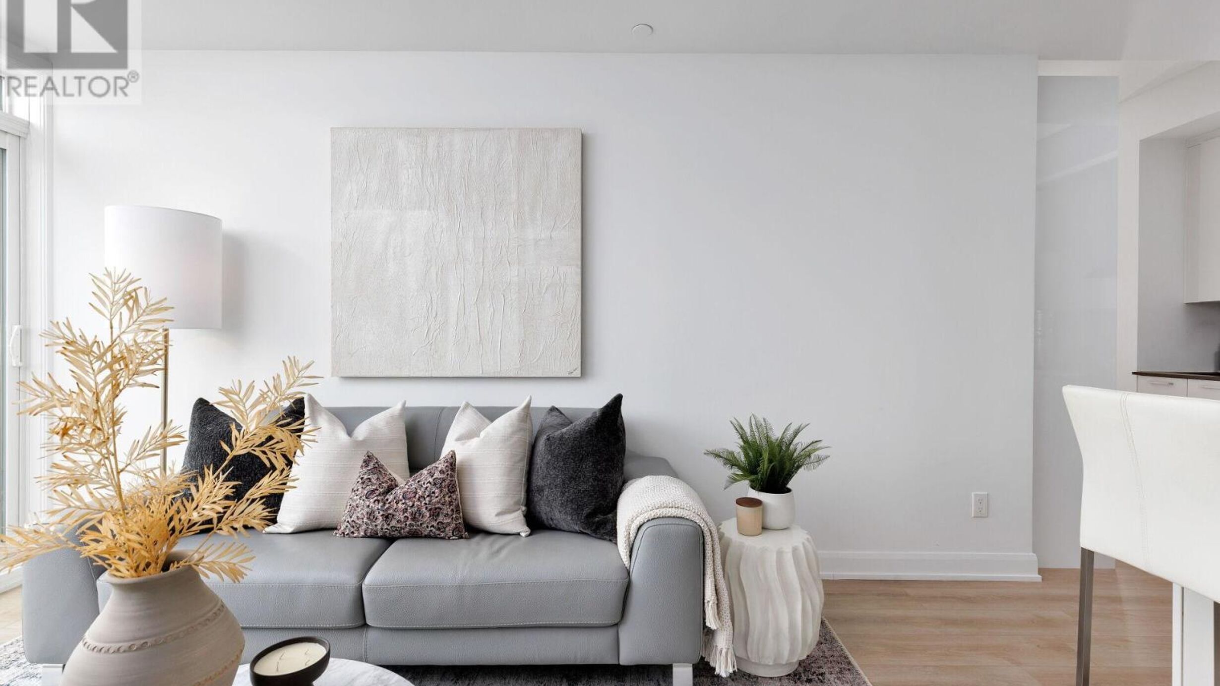 610 - 385 OSLER STREET Image