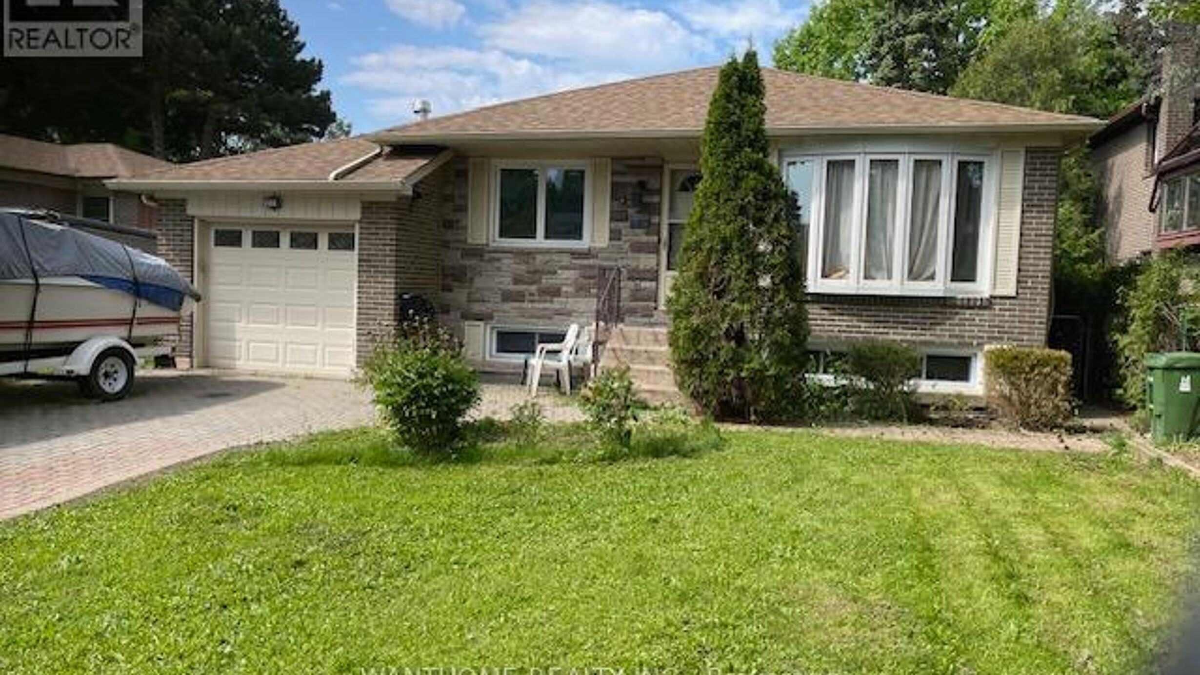 89 MCNICOLL AVENUE Image