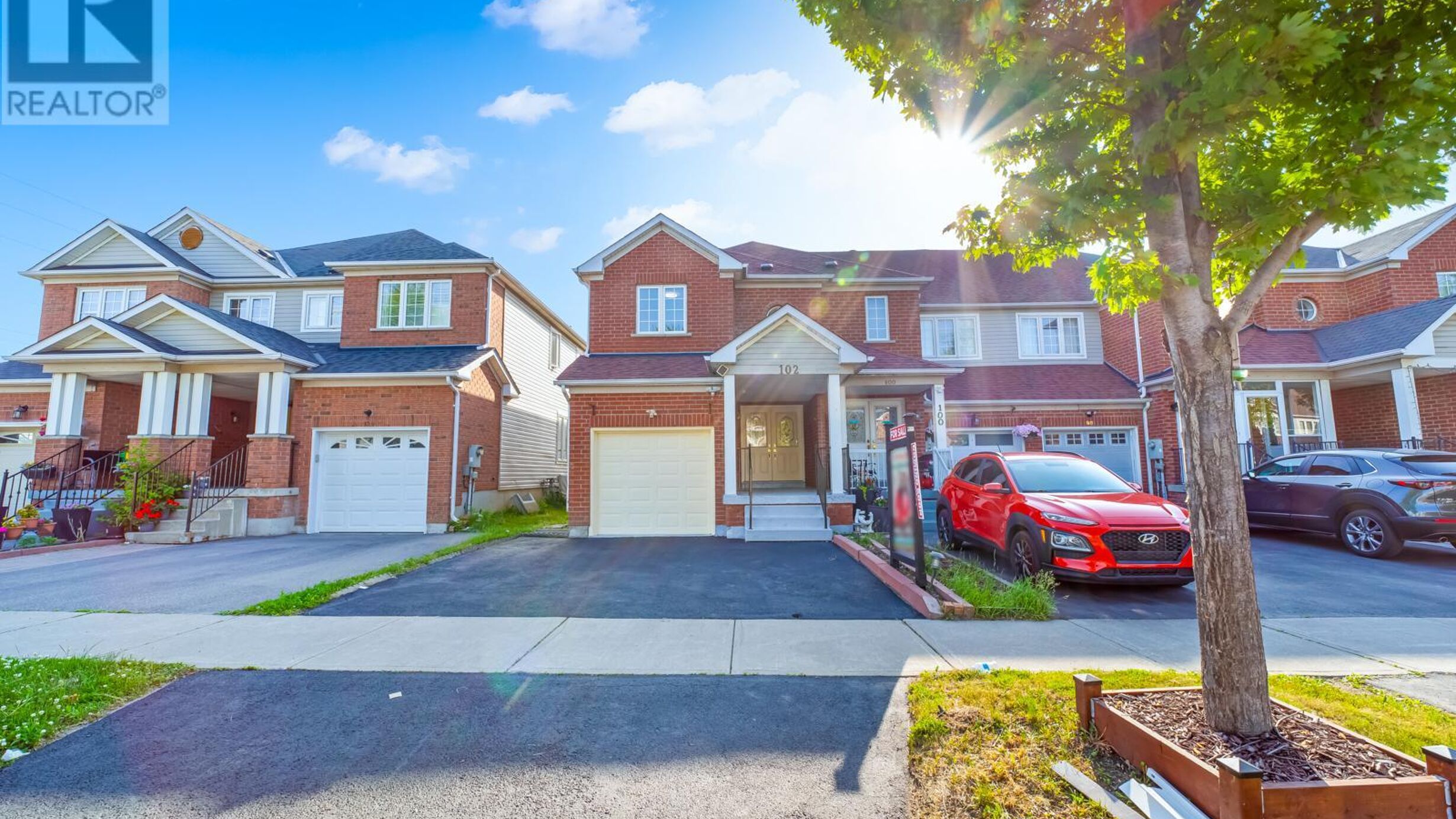 102 BILLINGSLEY CRESCENT Image