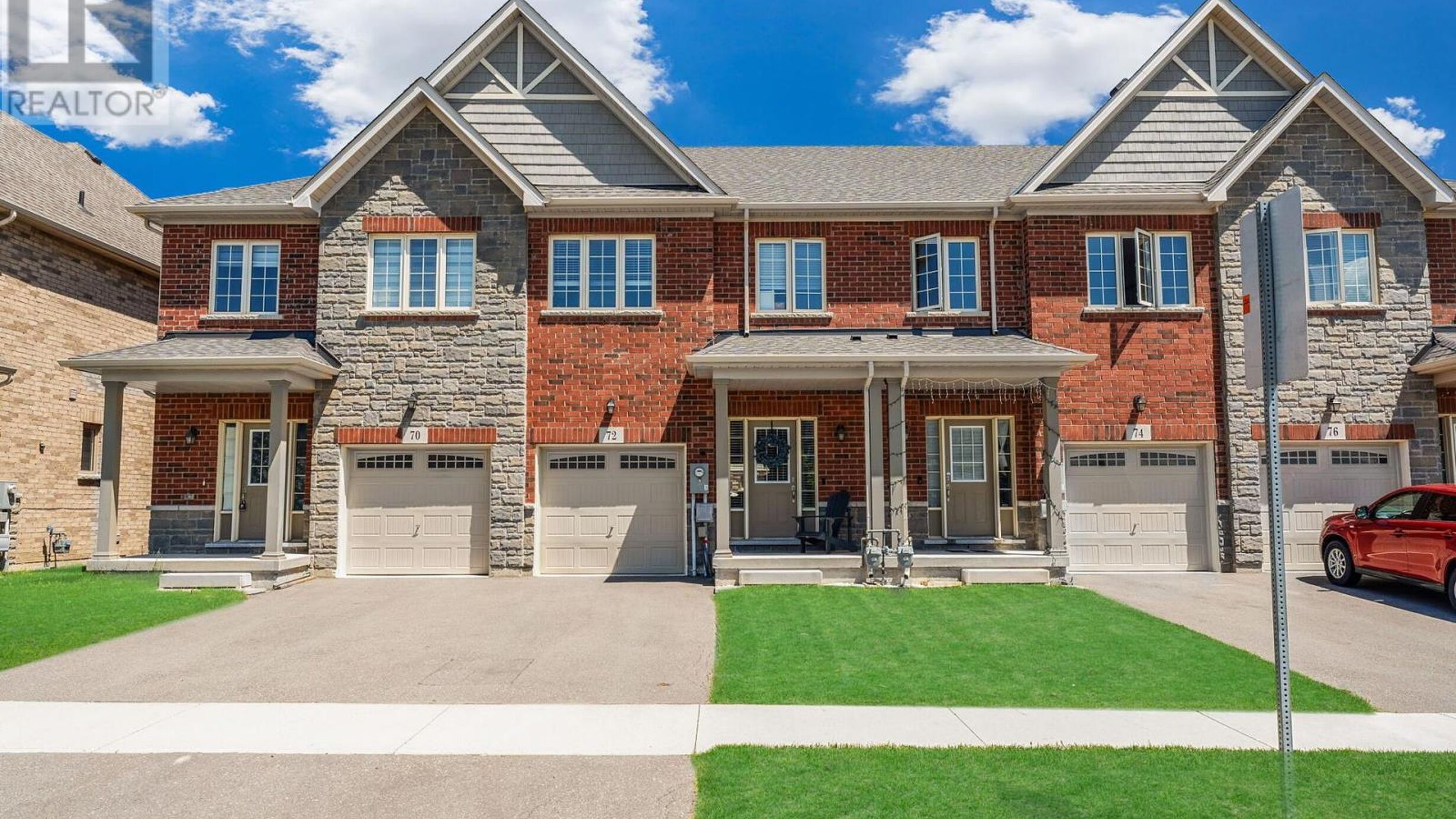 72 HOMESTEAD WAY Image