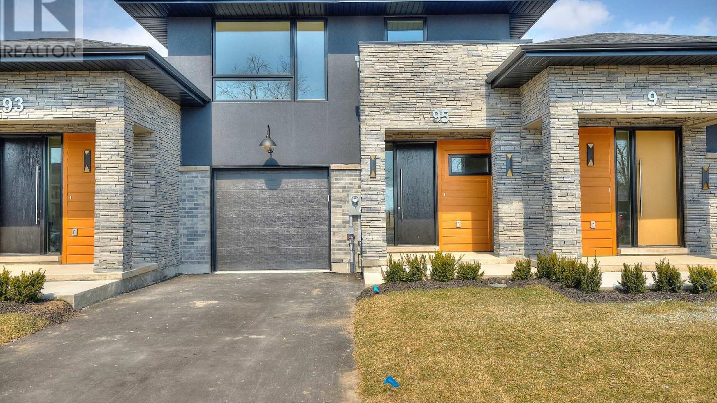 95 PORT ROBINSON ROAD Image