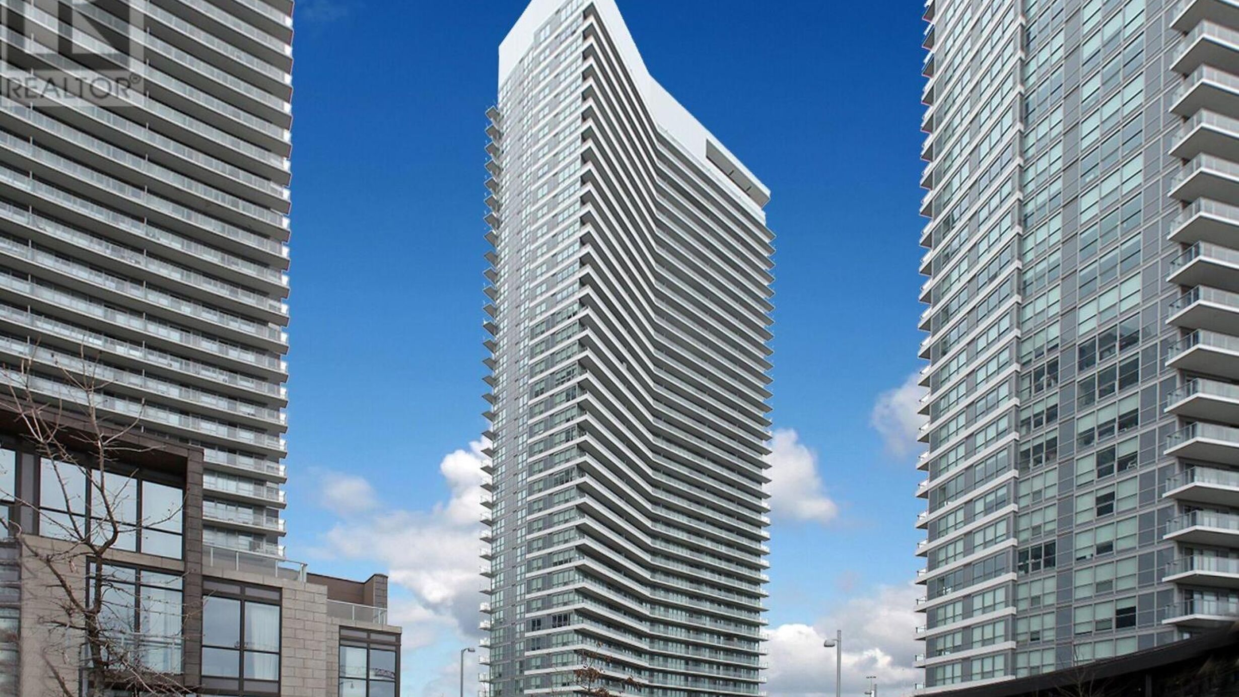 811 - 115 MCMAHON DRIVE Image