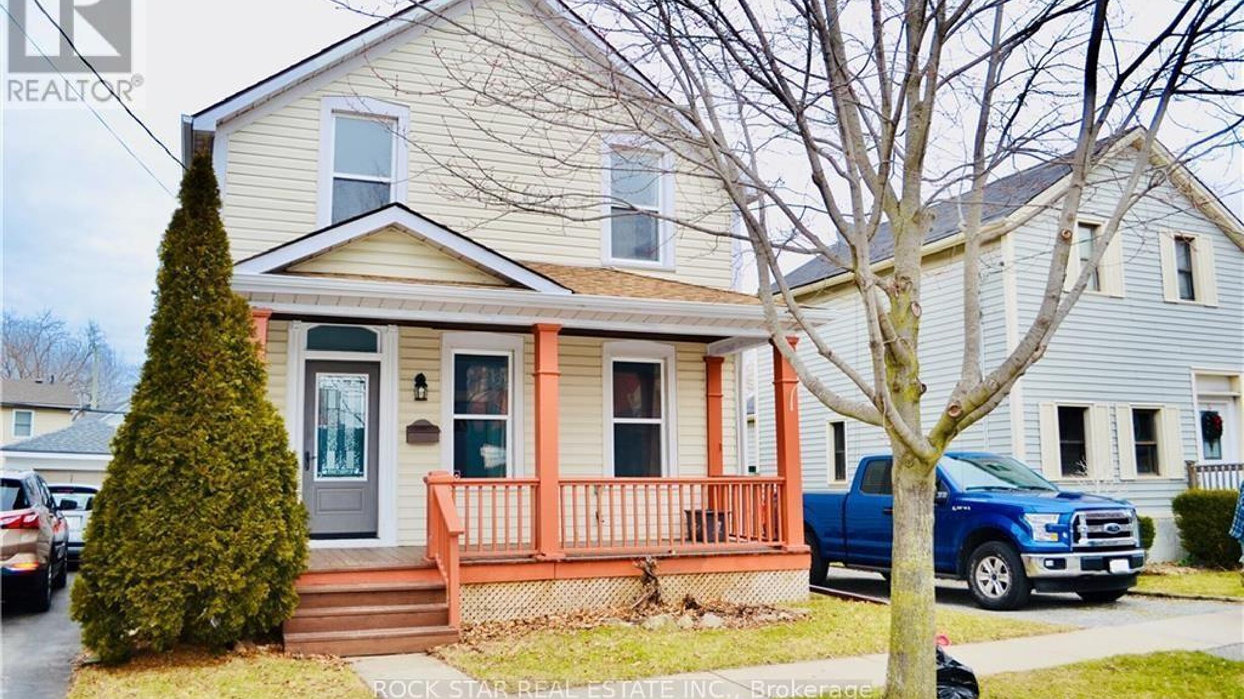 17 ELIZABETH STREET Image