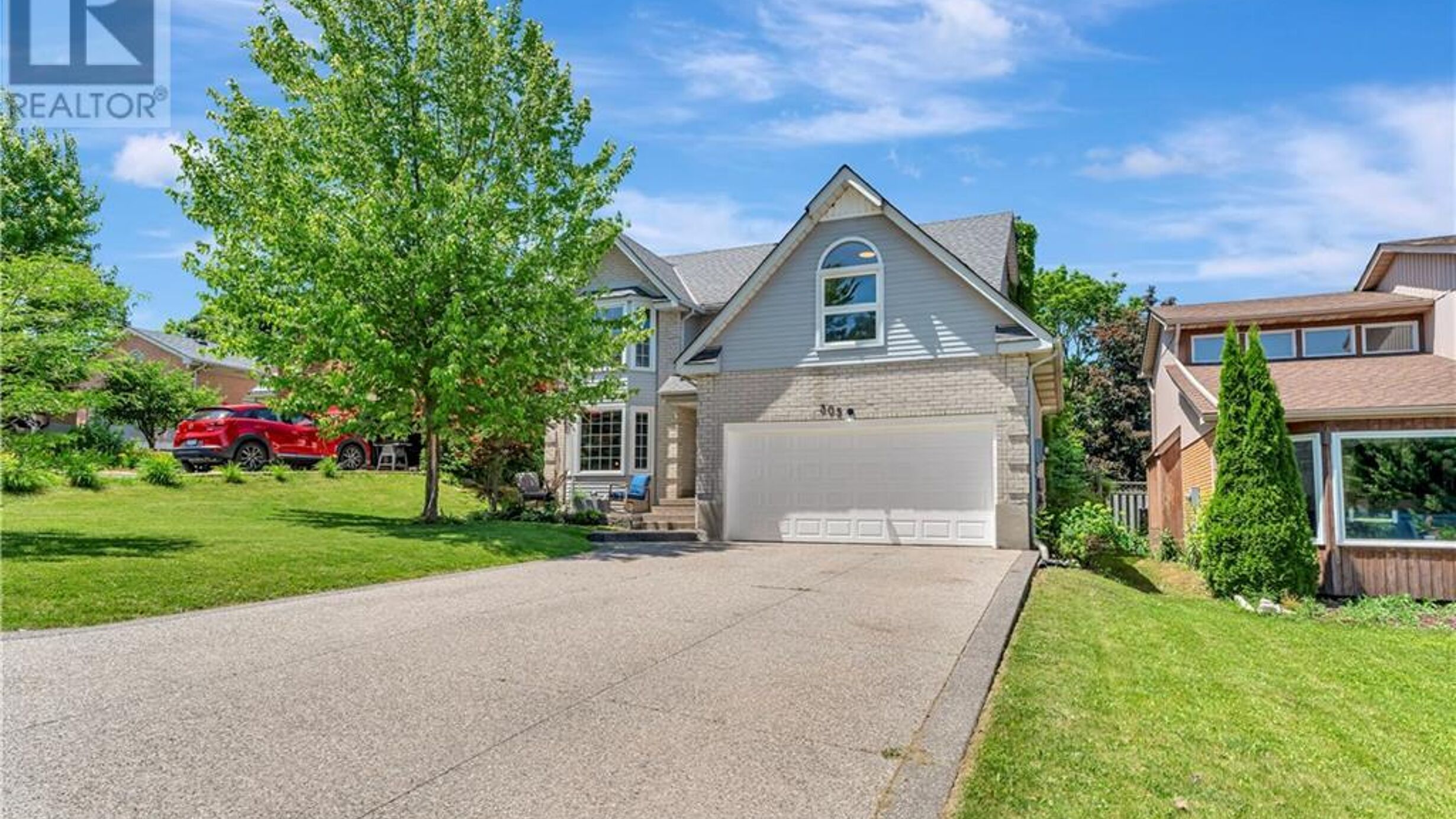 305 WILTSHIRE Place Image