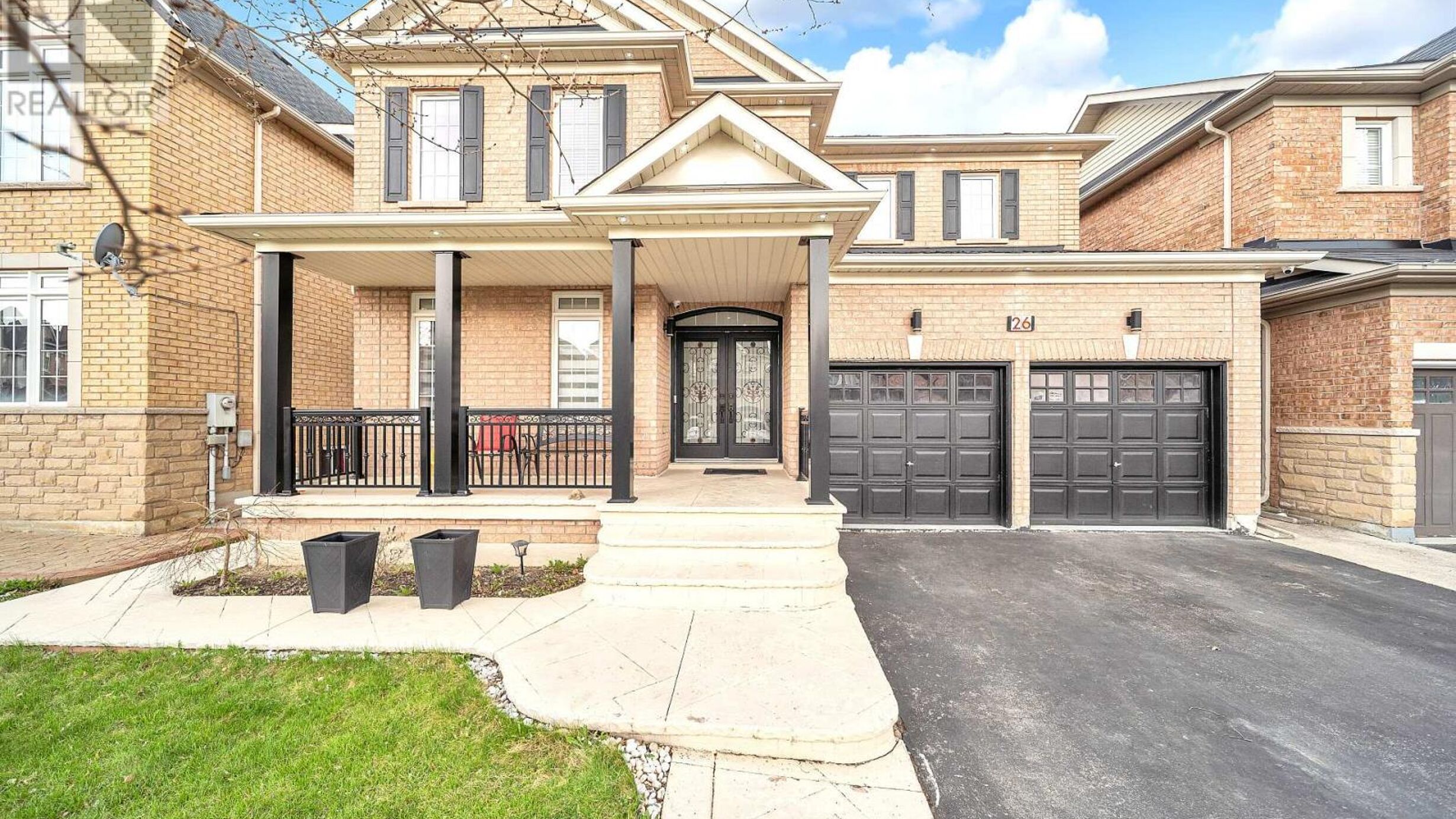 26 BLUFFWOOD CRES CRESCENT E Image