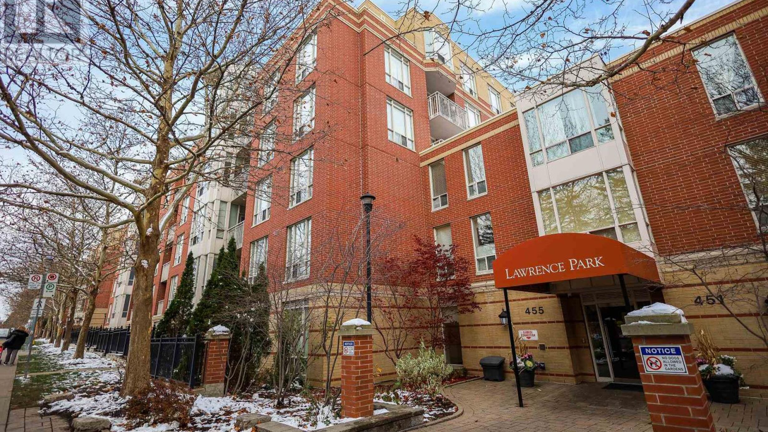 204 - 455 ROSEWELL AVENUE Image
