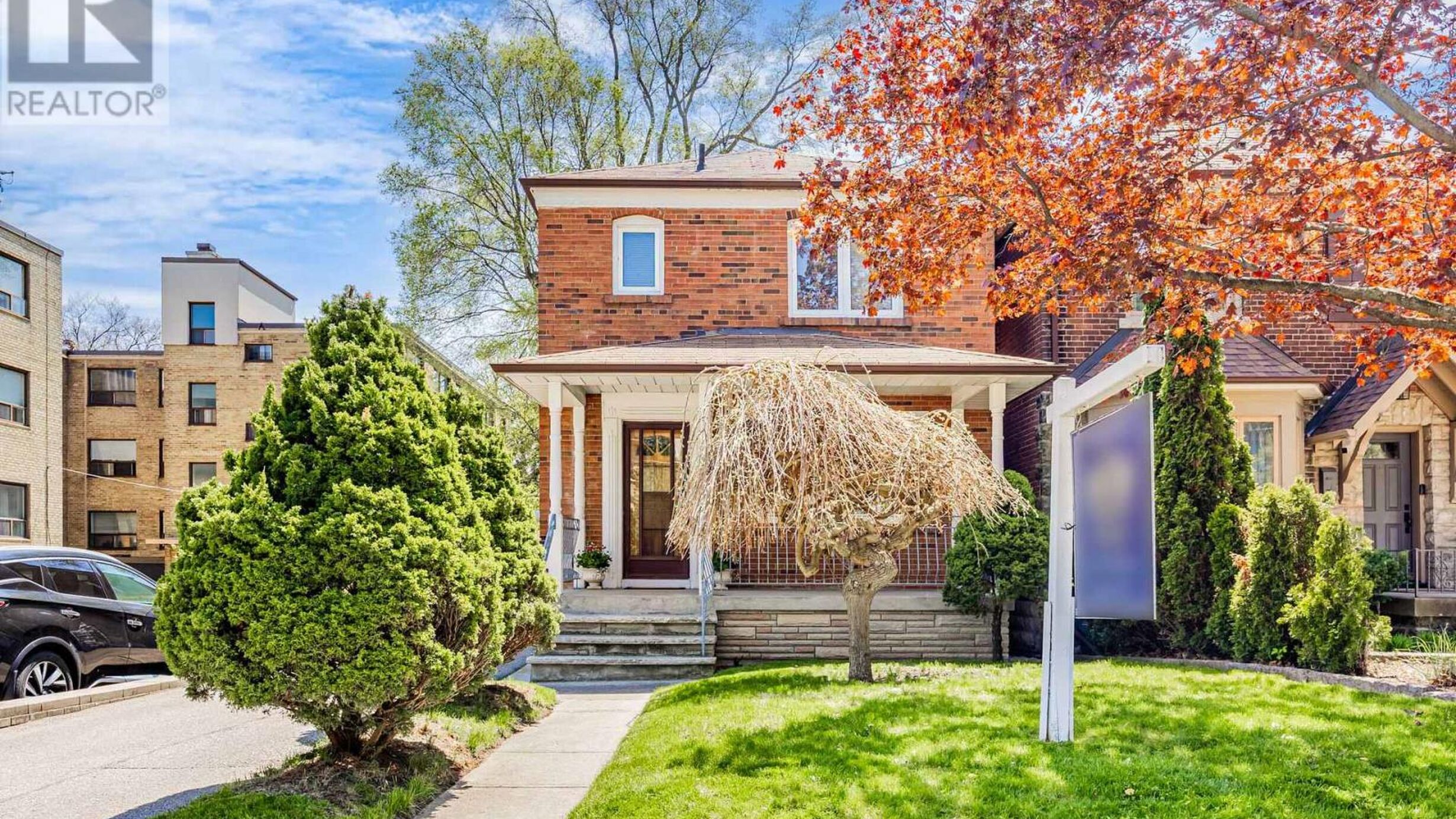 407 ROSELAWN AVENUE Image