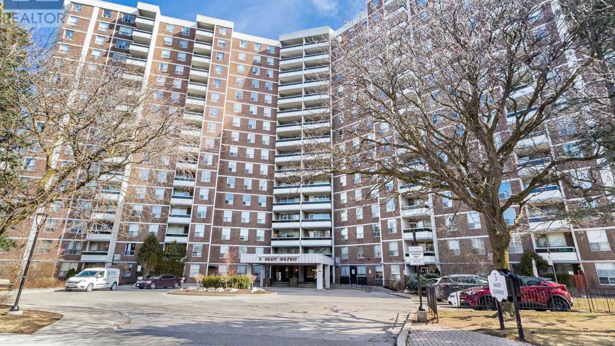 205 - 5 SHADY GOLFWAY Image