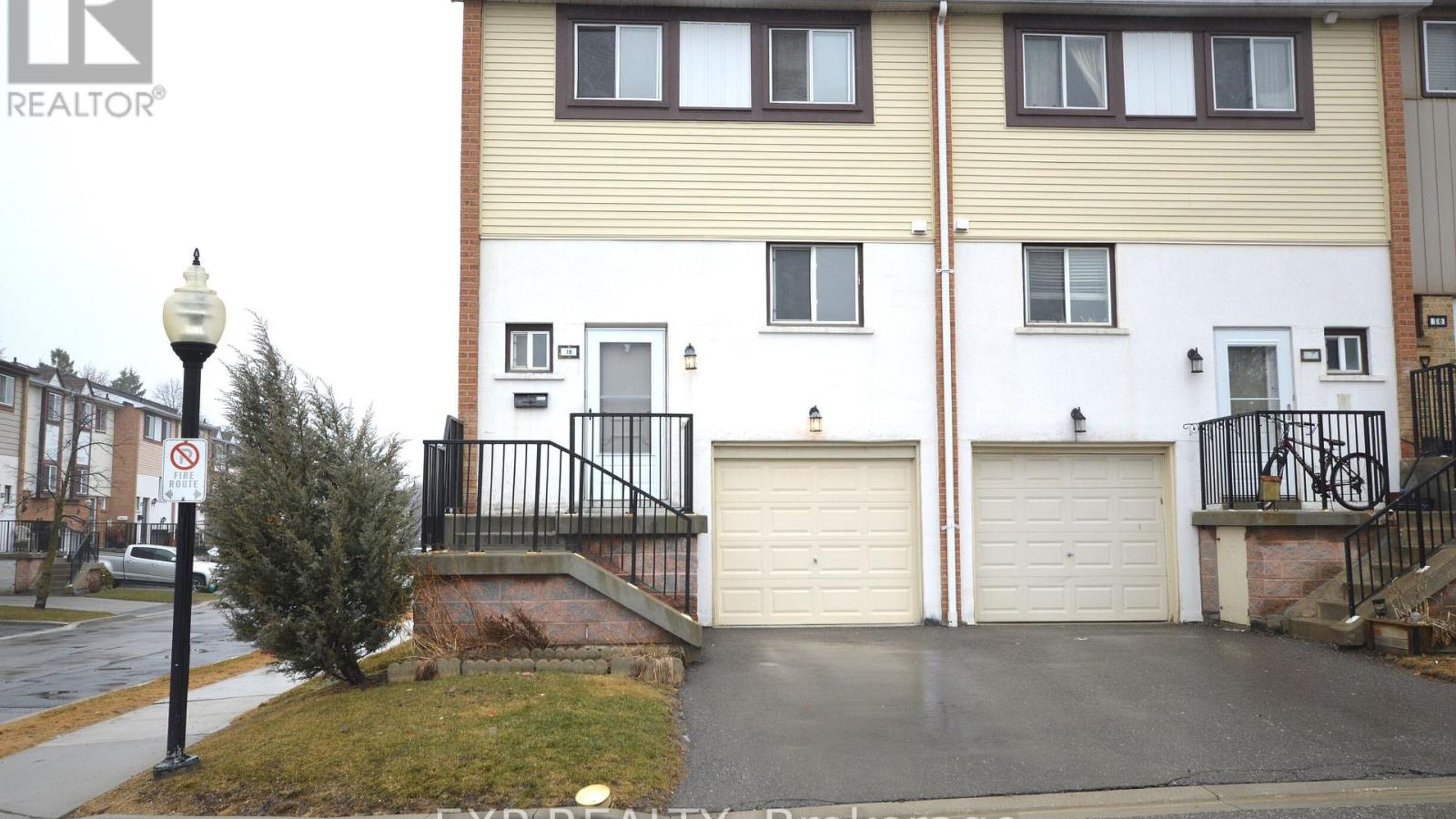 10 - 18 MOREGATE CRESCENT Image