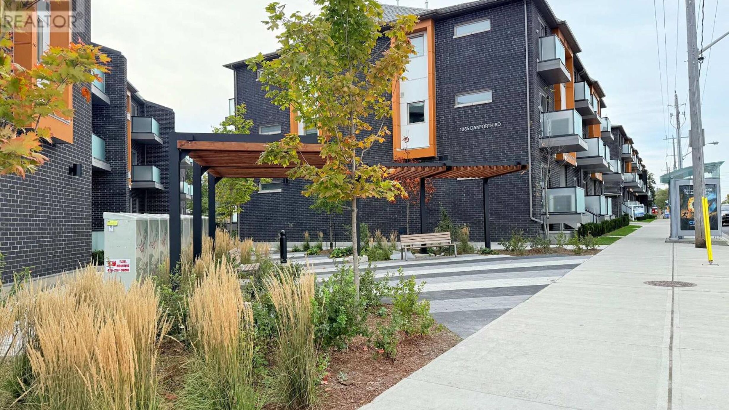 201 - 1085 DANFORTH ROAD Image