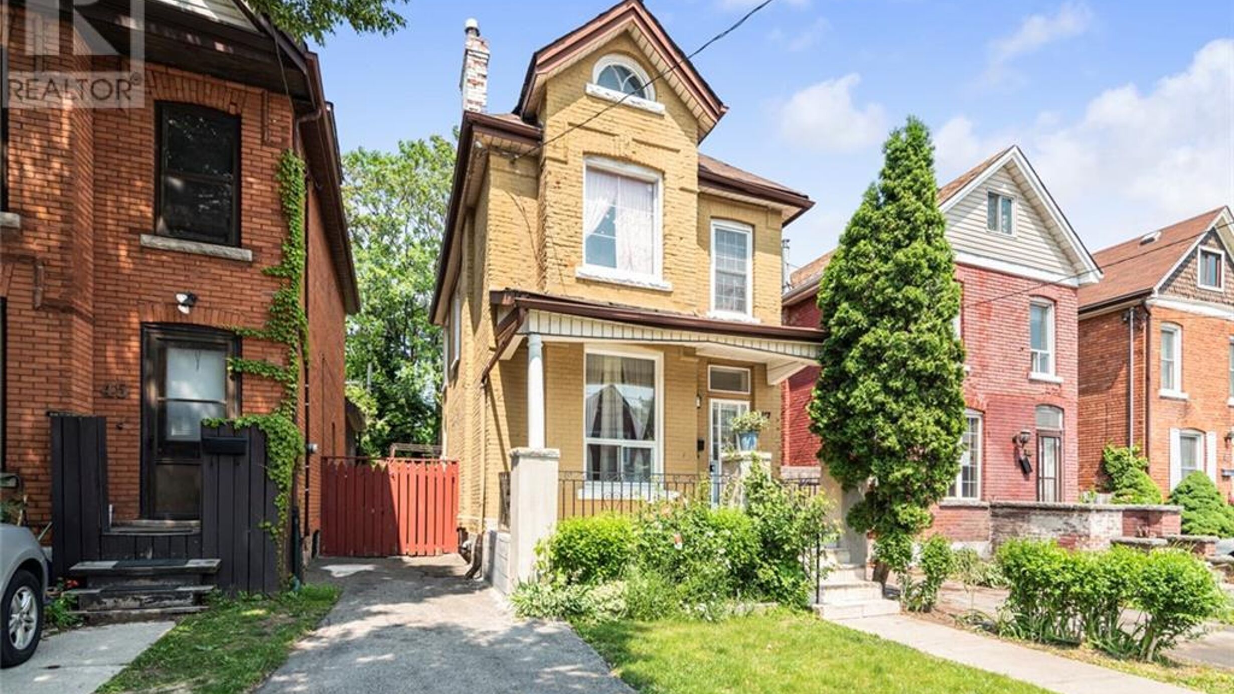47 CLYDE Street Image