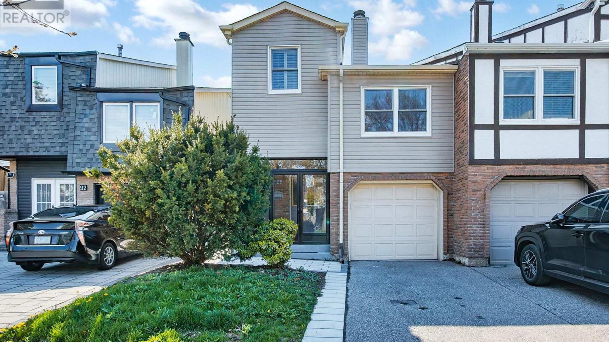 94 REGINALD CRESCENT Image