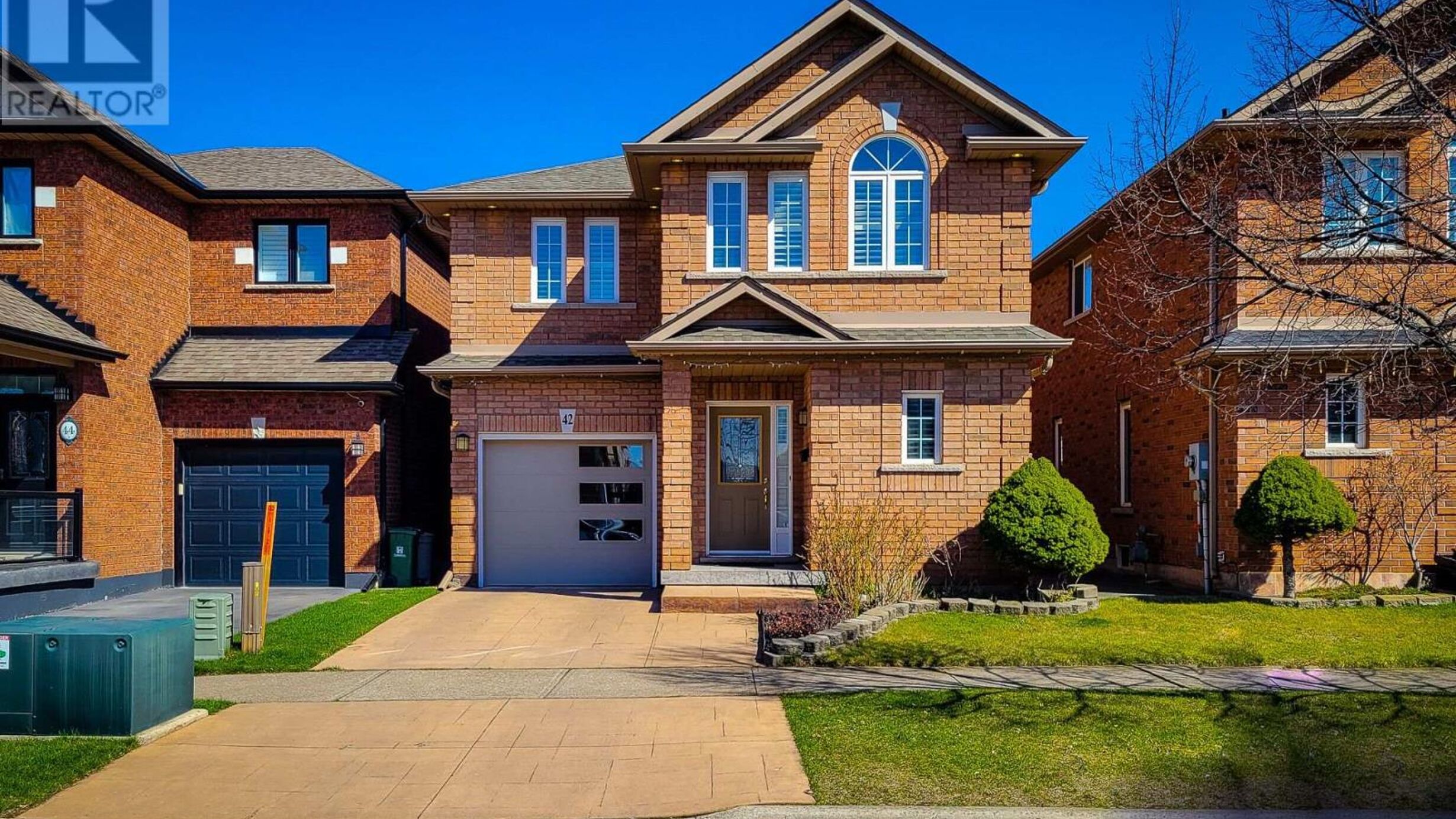 42 PEACHWOOD CRESCENT Image
