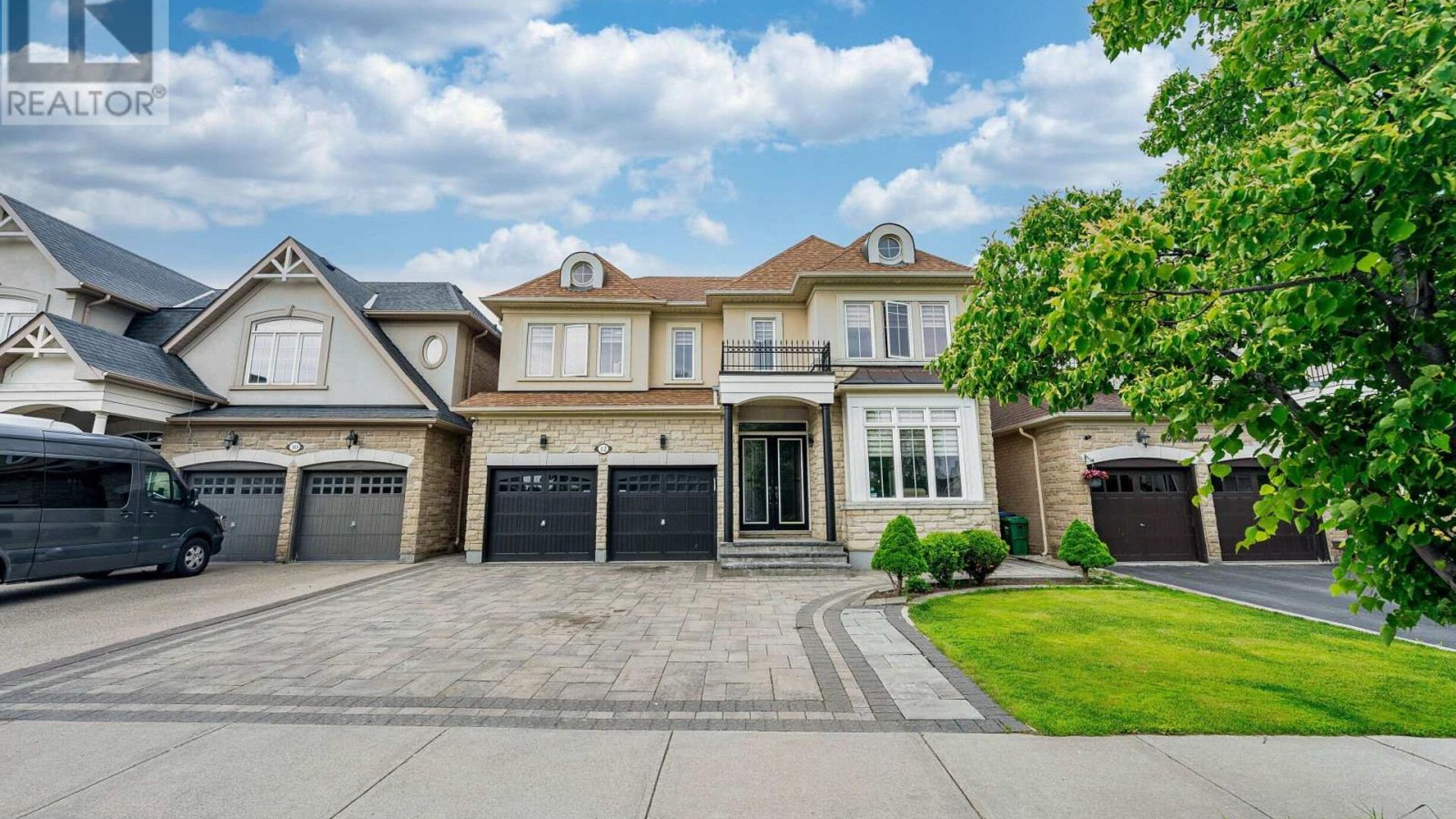 12 VINTONRIDGE DRIVE Image