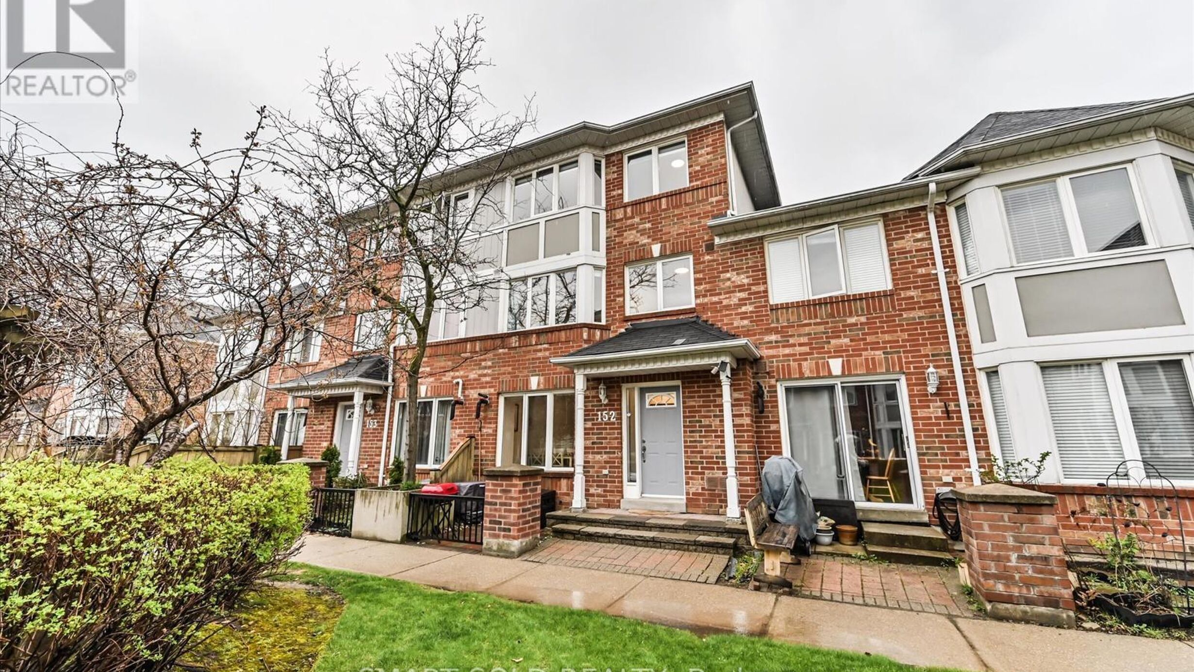 152 - 18 CLARK AVENUE W Image
