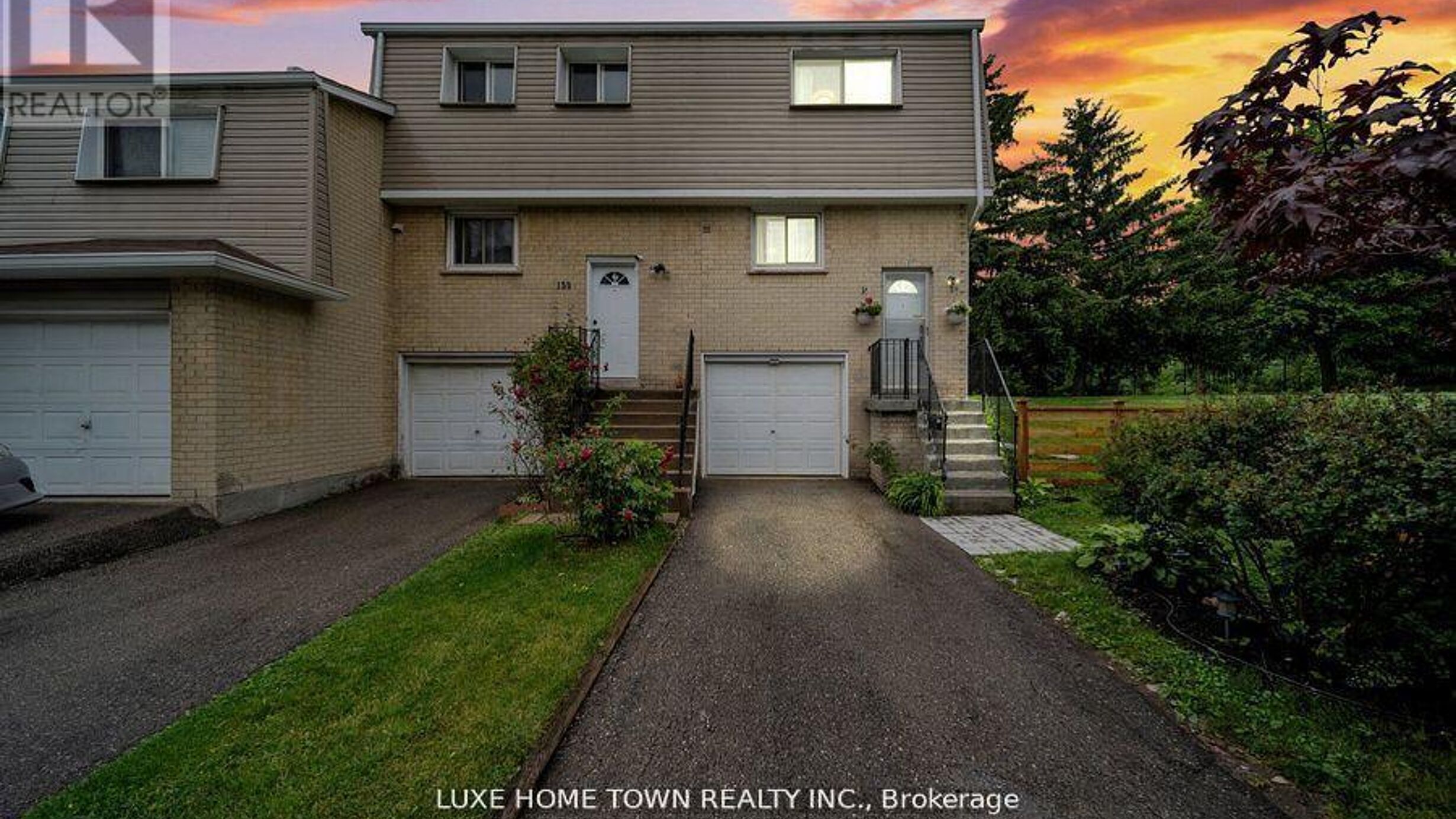 160 - 400 MISSISSAUGA VALLEY BOULEVARD Image
