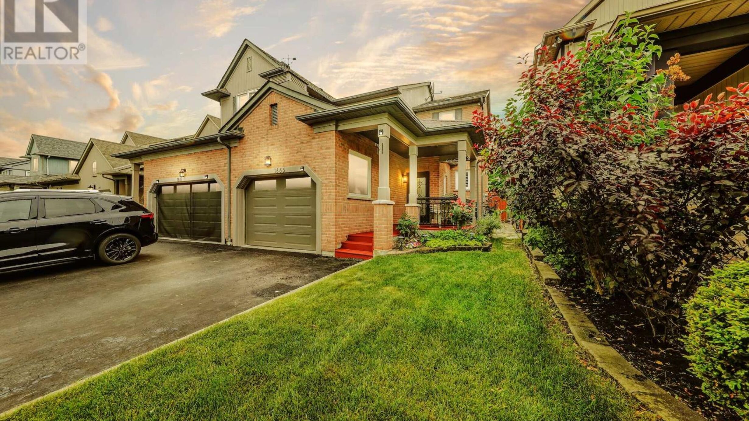 1885 STEVINGTON CRESCENT Image