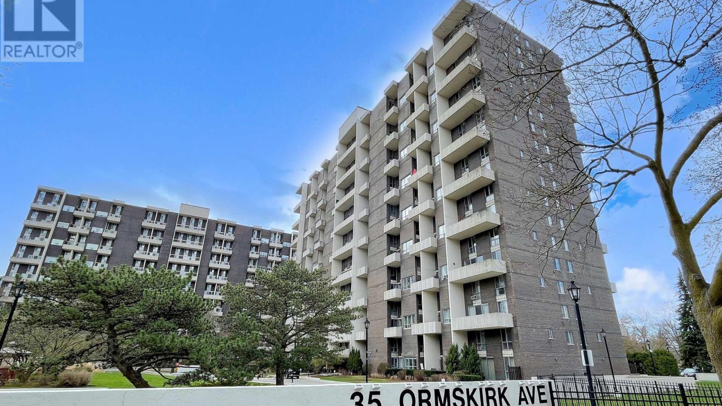 215 - 35 ORMSKIRK AVENUE Image