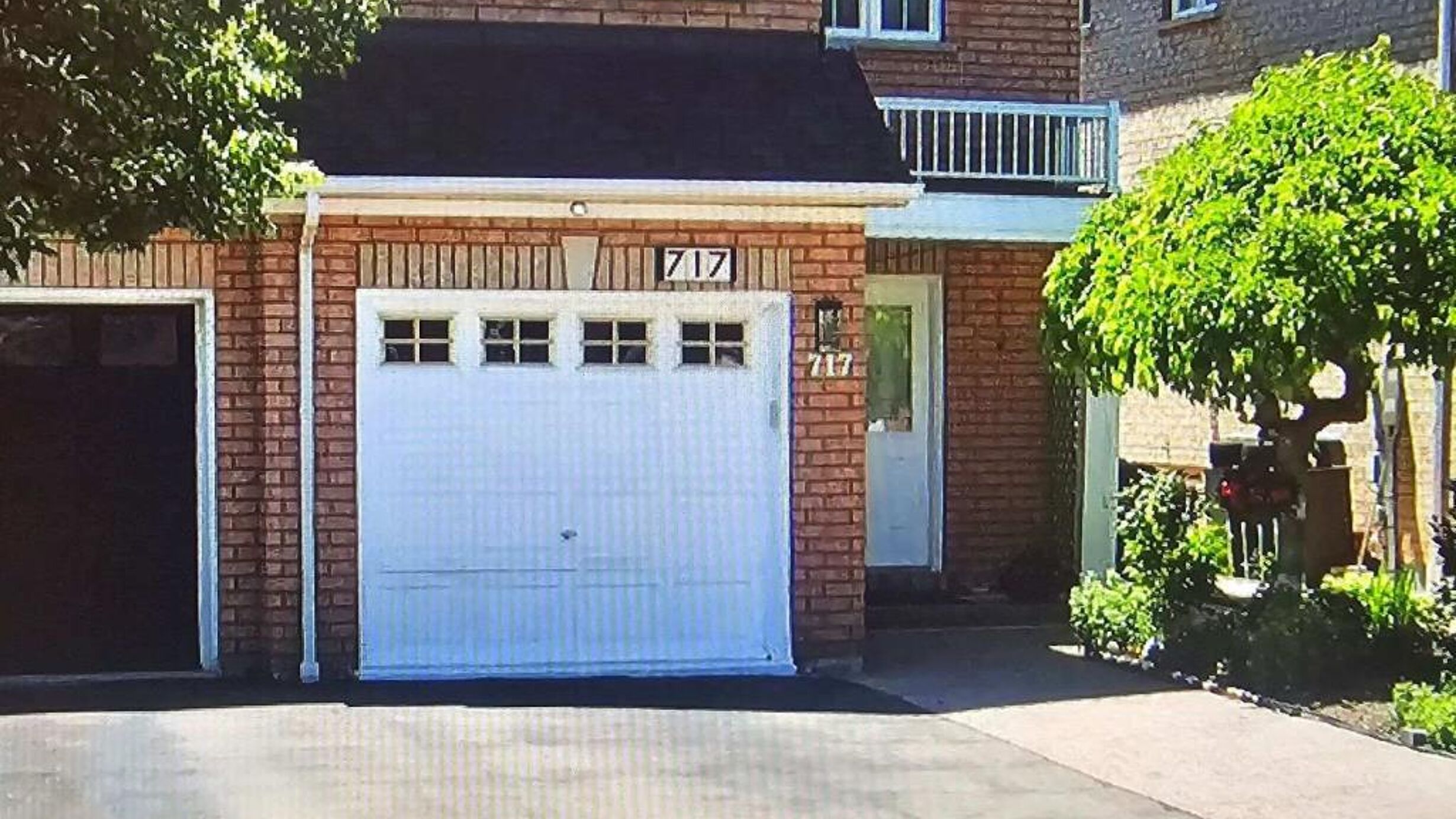 717 DOLLY BIRD LANE Image